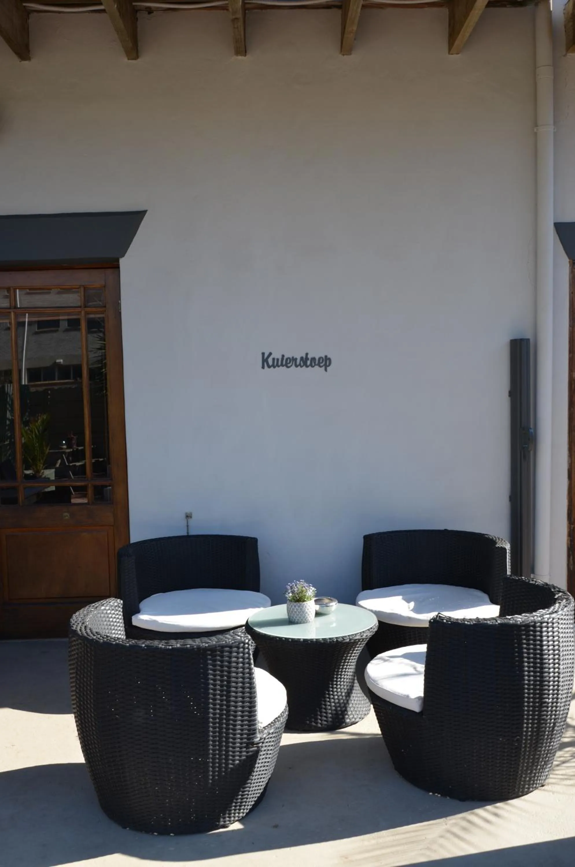 Seating area in B&B Sauvignon Country Lodge