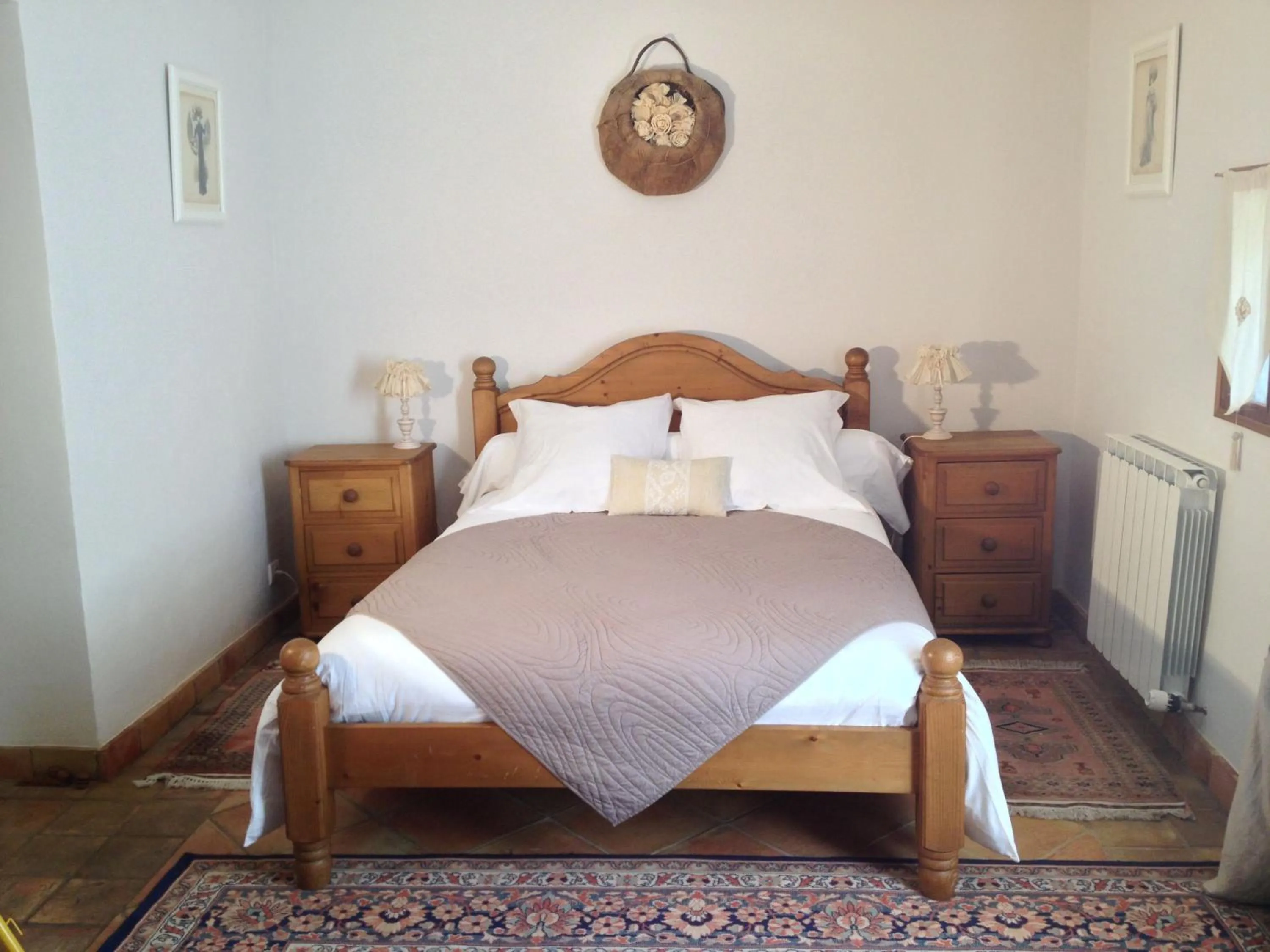 Bed in B&B Le Deffends de Redon