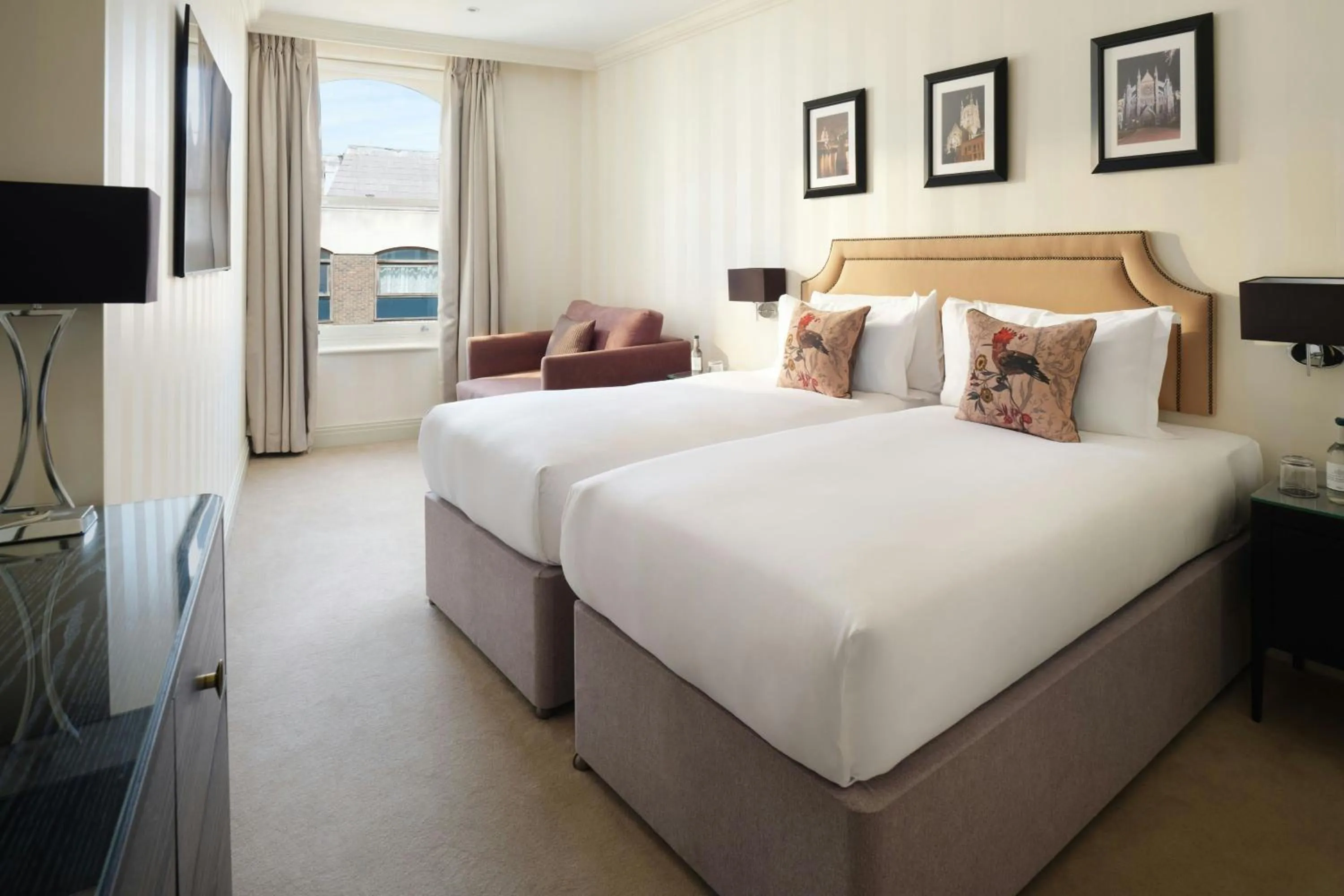 Photo of the whole room, Bed in Hotel Xenia - Autograph Collection