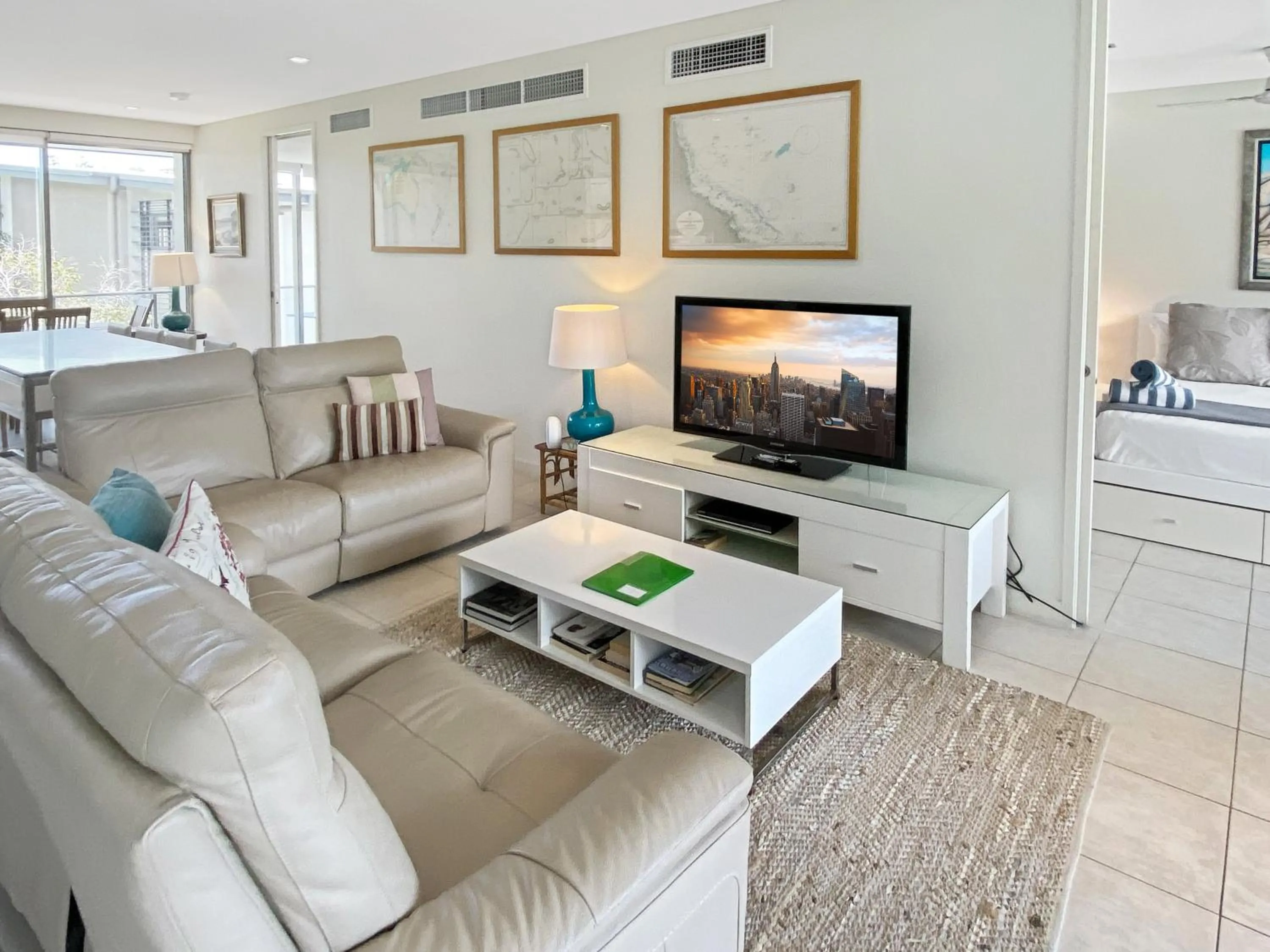 Communal lounge/ TV room in Serenity