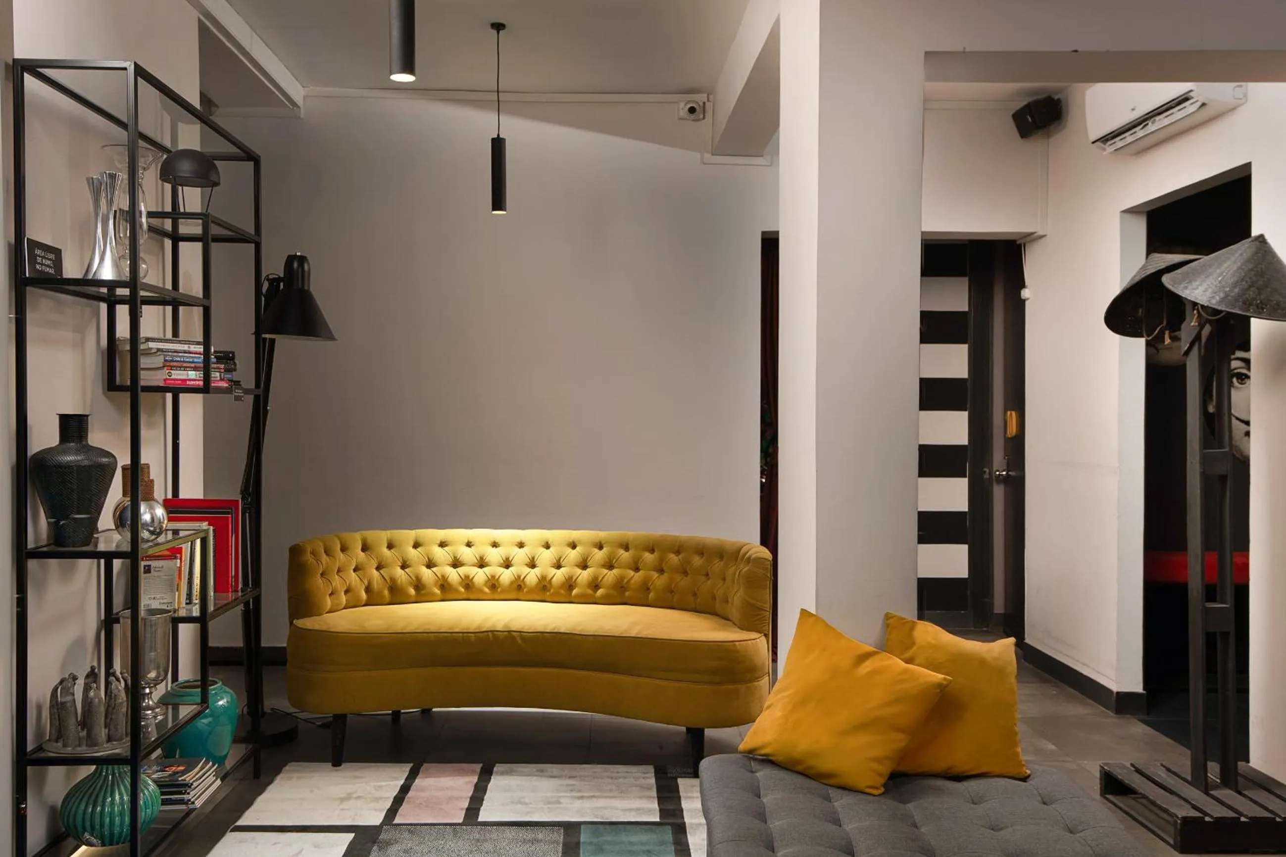 Living room in The PopCity Hotel