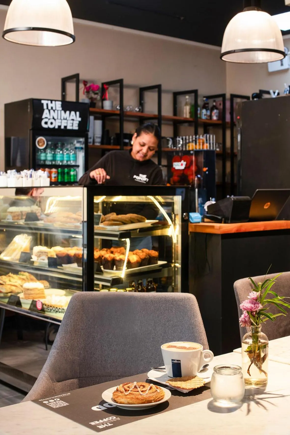 Restaurant/places to eat in The PopCity Hotel