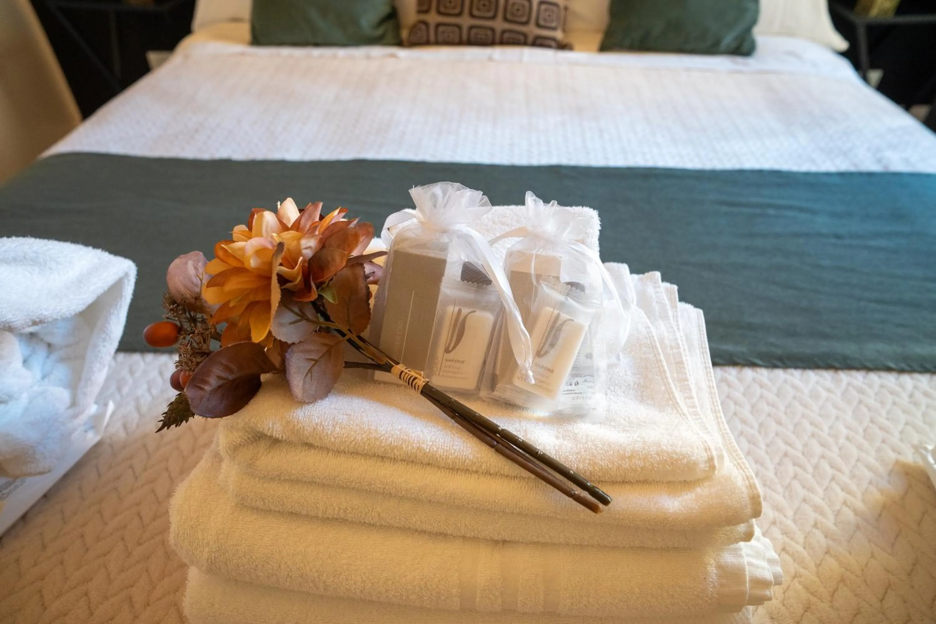 towels, Bed in Vittorio Veneto Private SPA