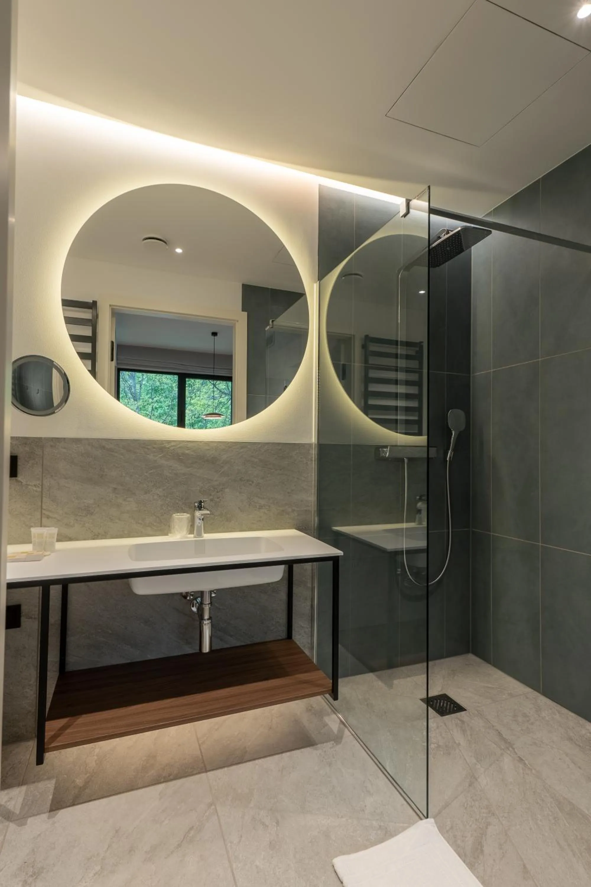 Bathroom in Enklawa Białowieska Forest & Spa