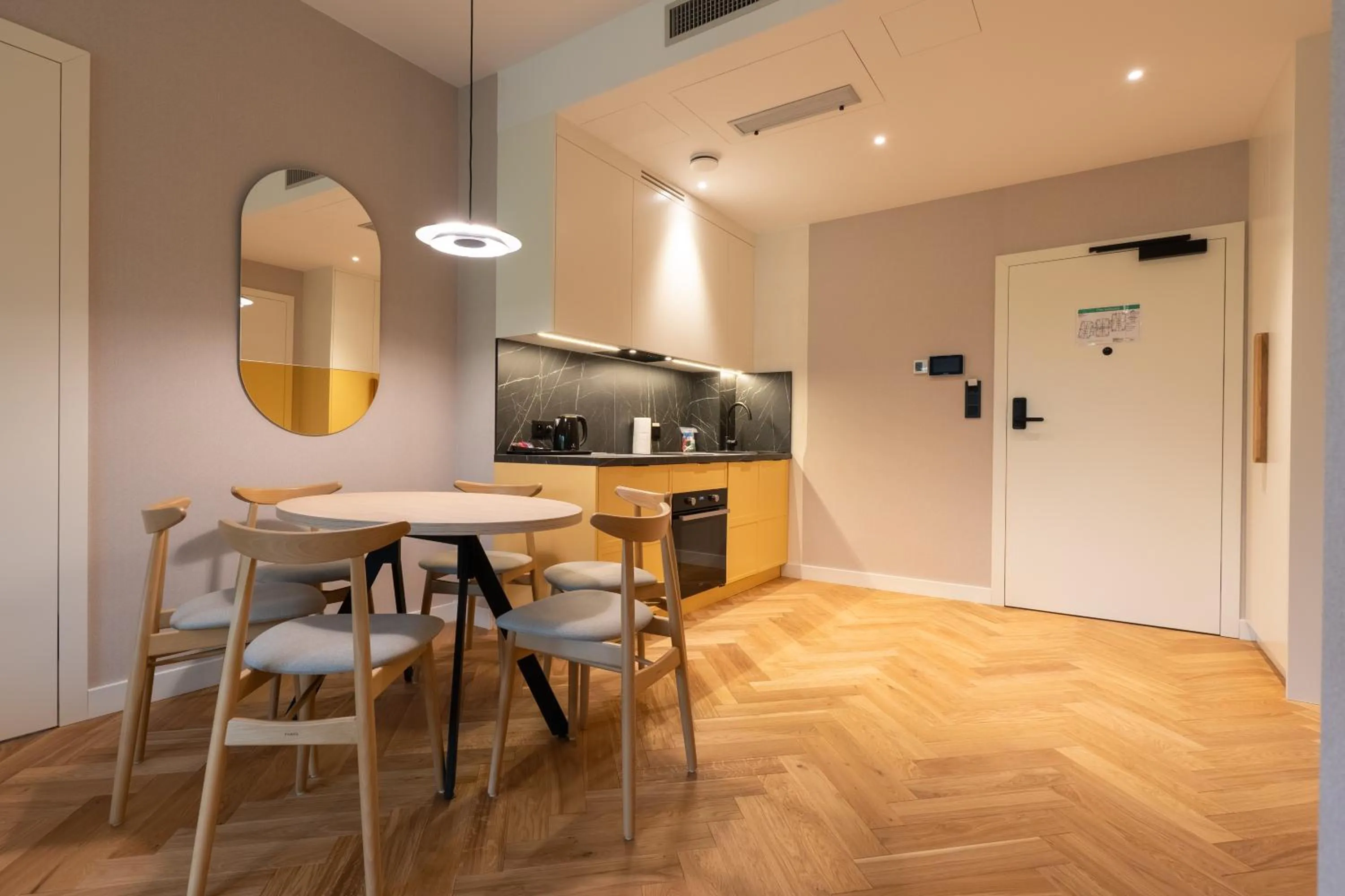 Kitchen or kitchenette in Enklawa Białowieska Forest & Spa