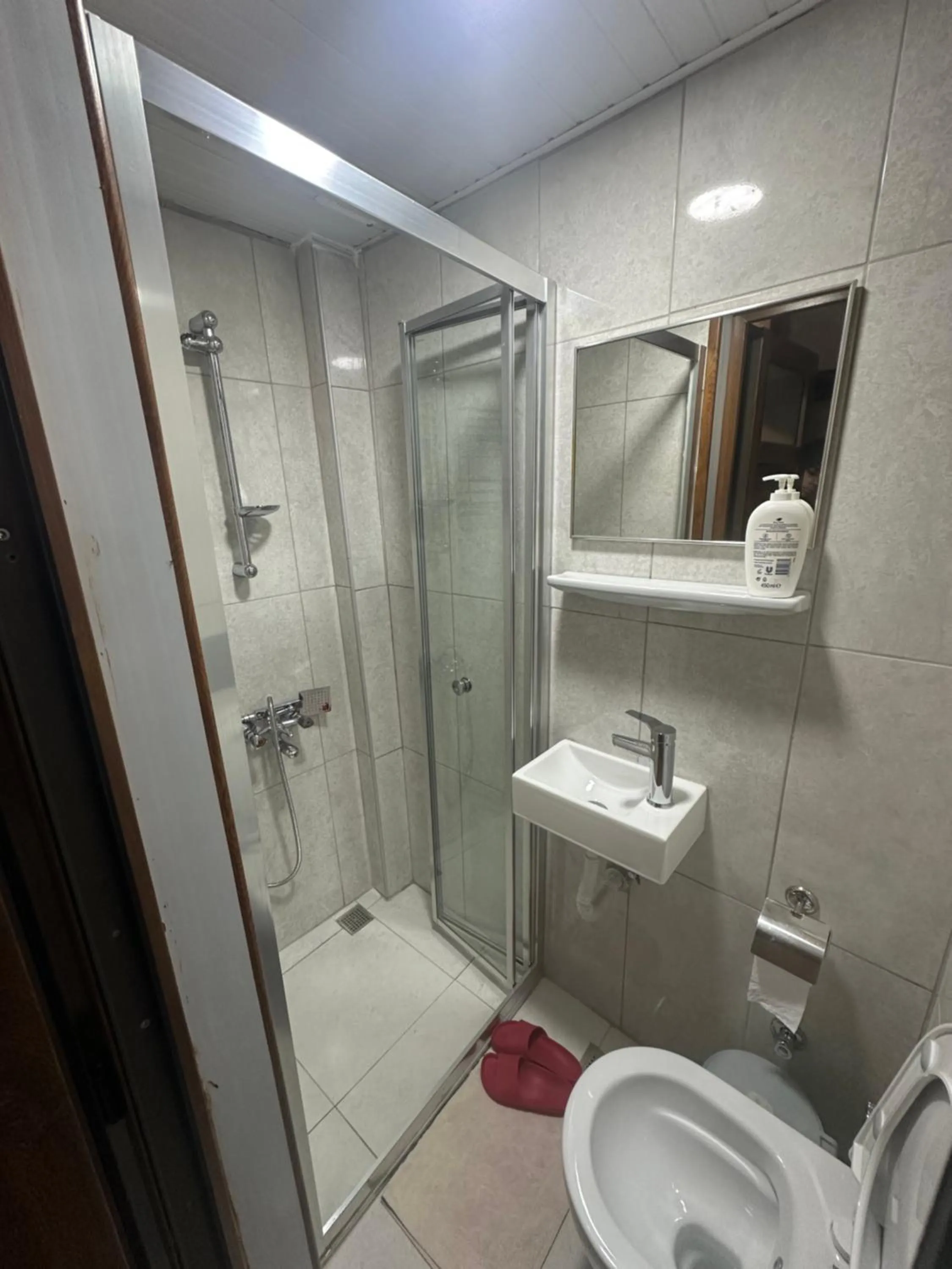 Bathroom in Kont Pension