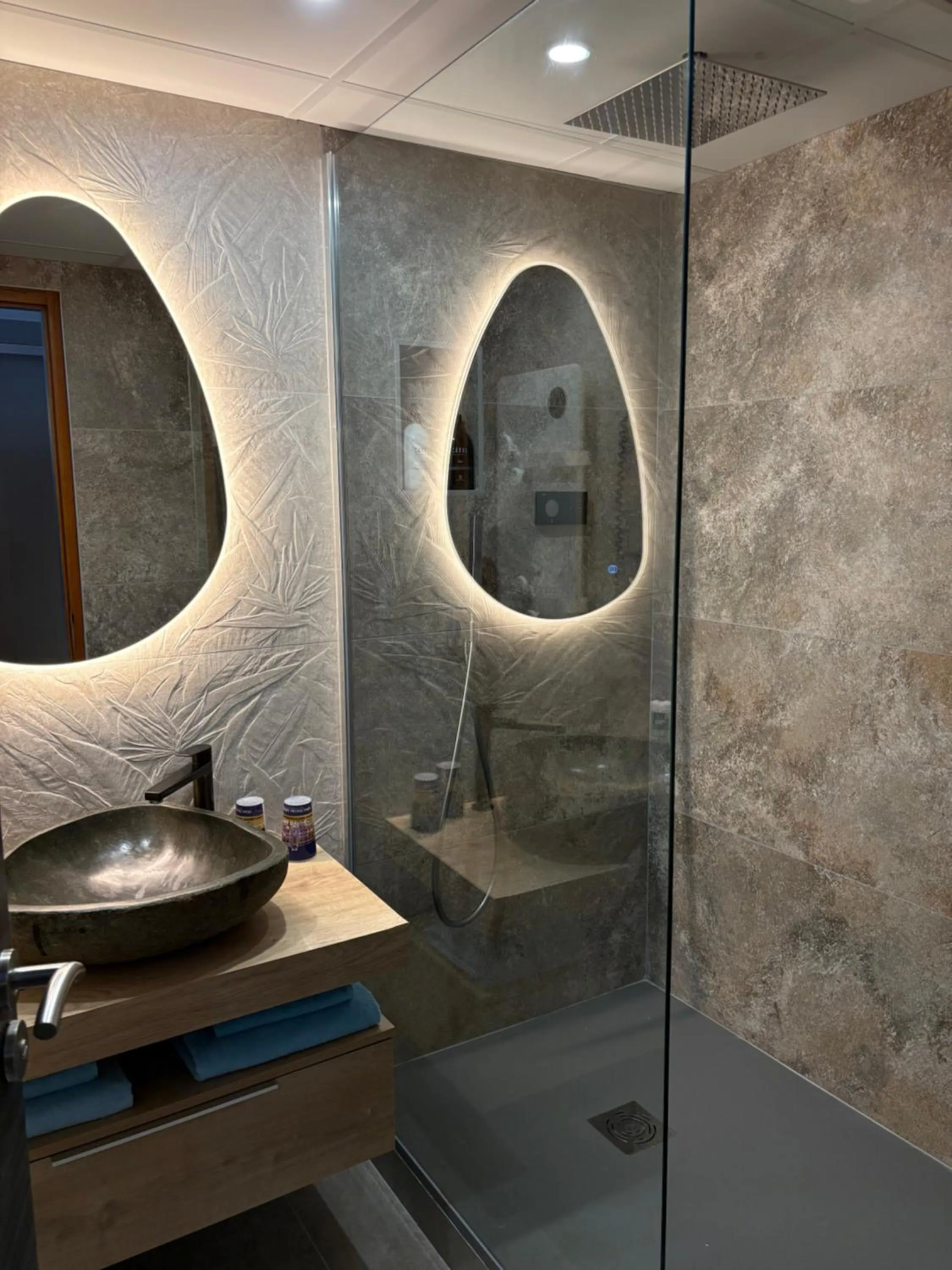 Shower in Hotel & Spa Marina d'Adelphia