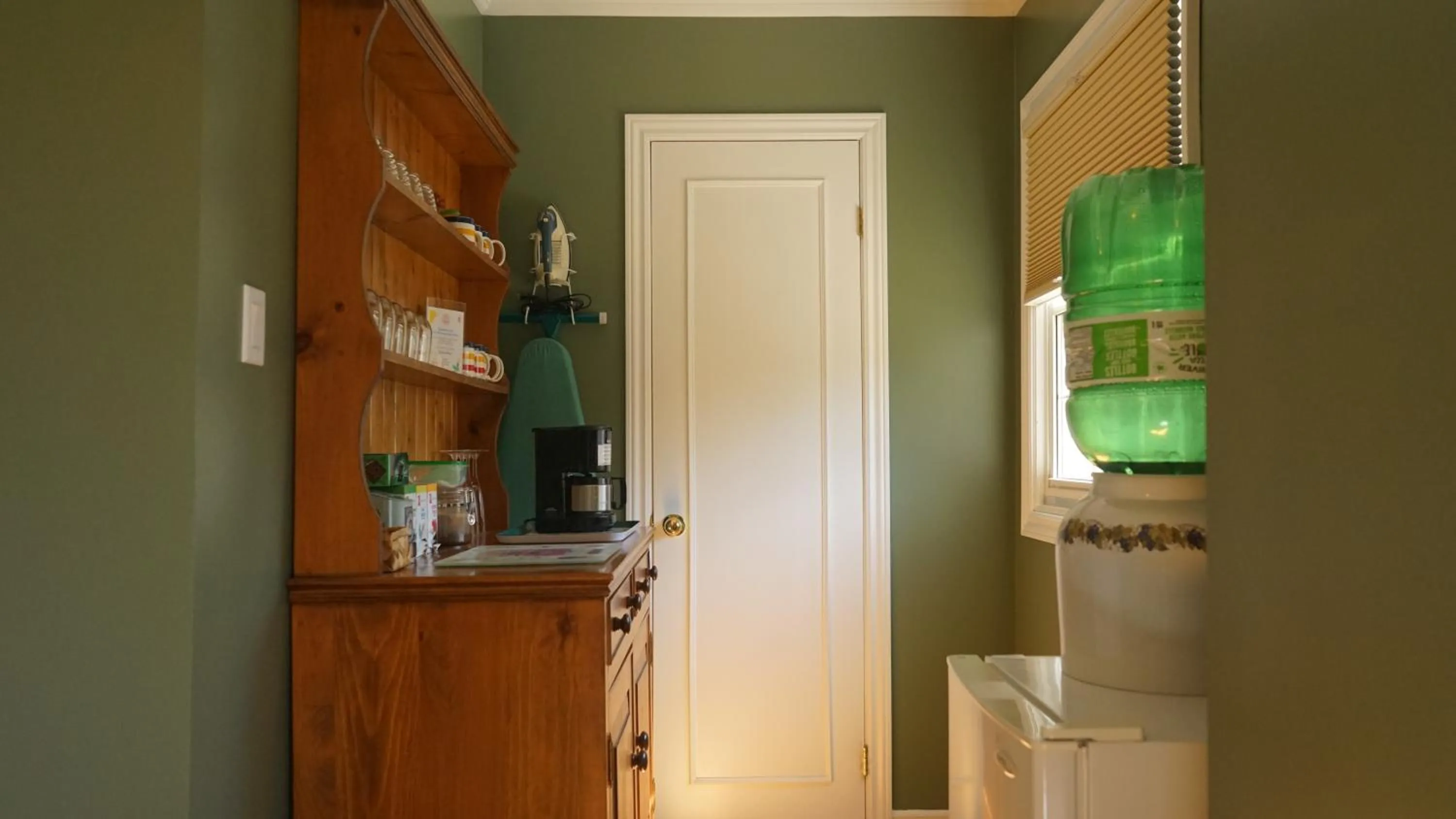 Coffee/tea facilities in Abacot Hall Bed & Breakfast