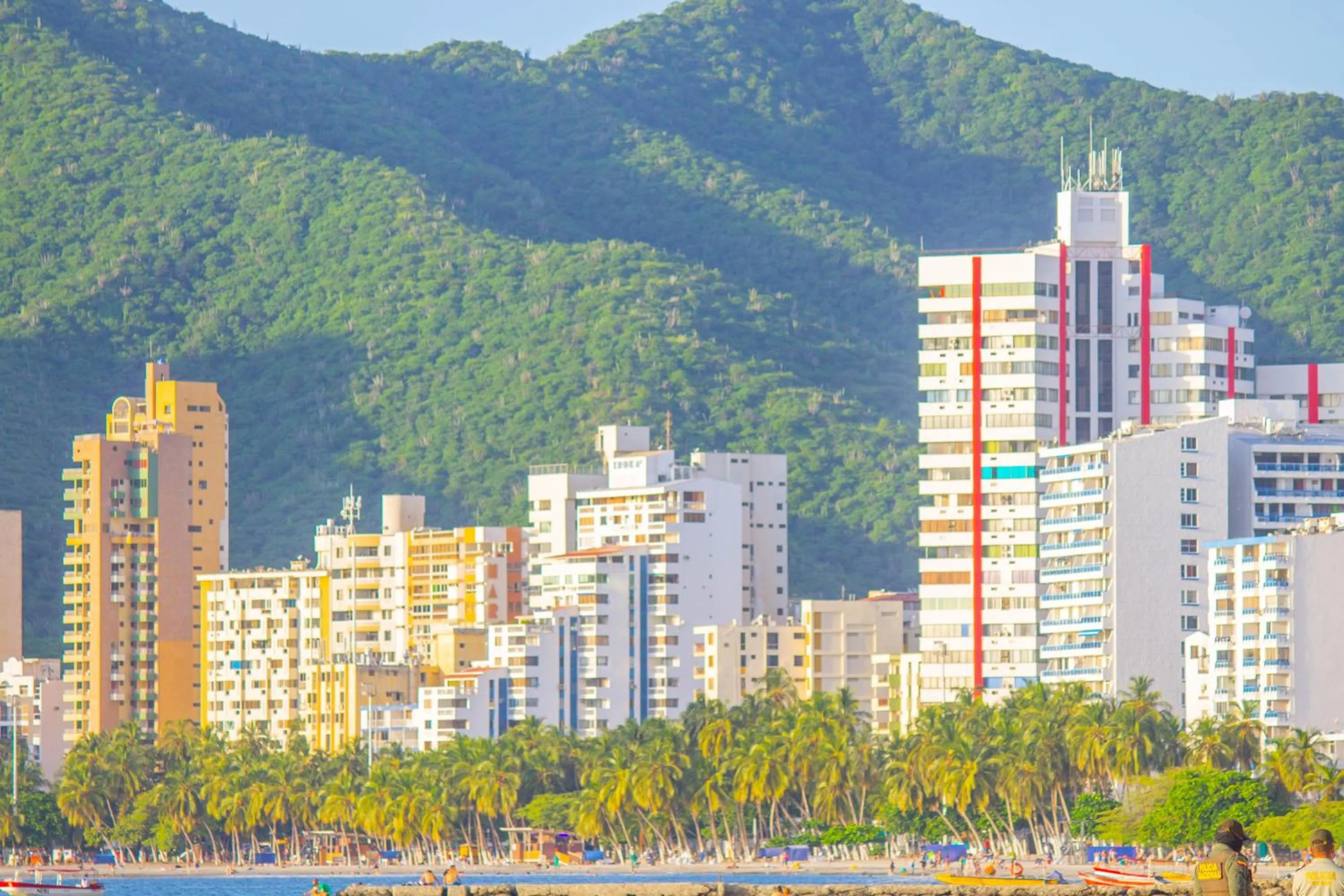 Day in Hotel Rodadero Inn By GEH Suites