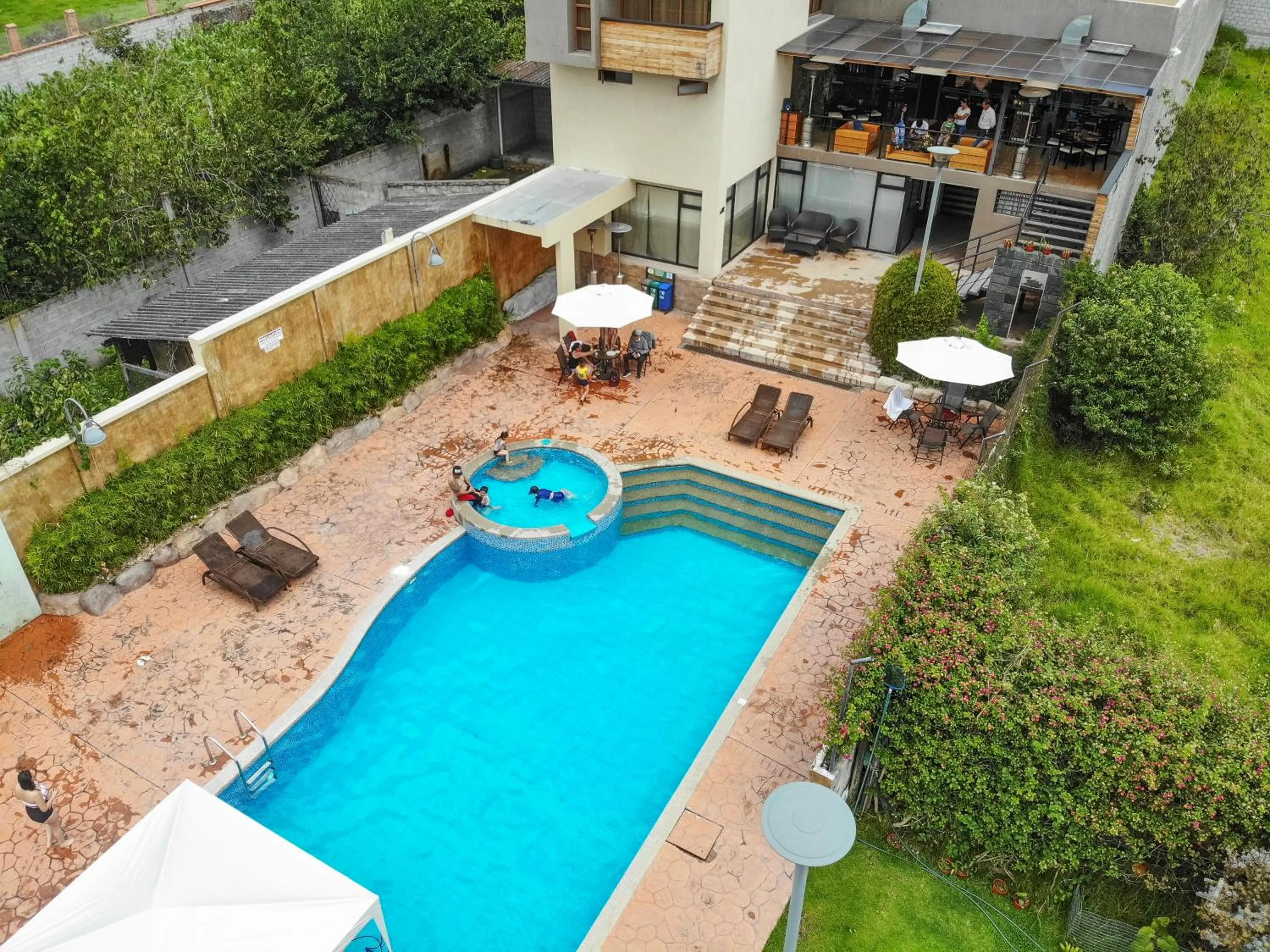 Pool view in Hosteria Arhaná