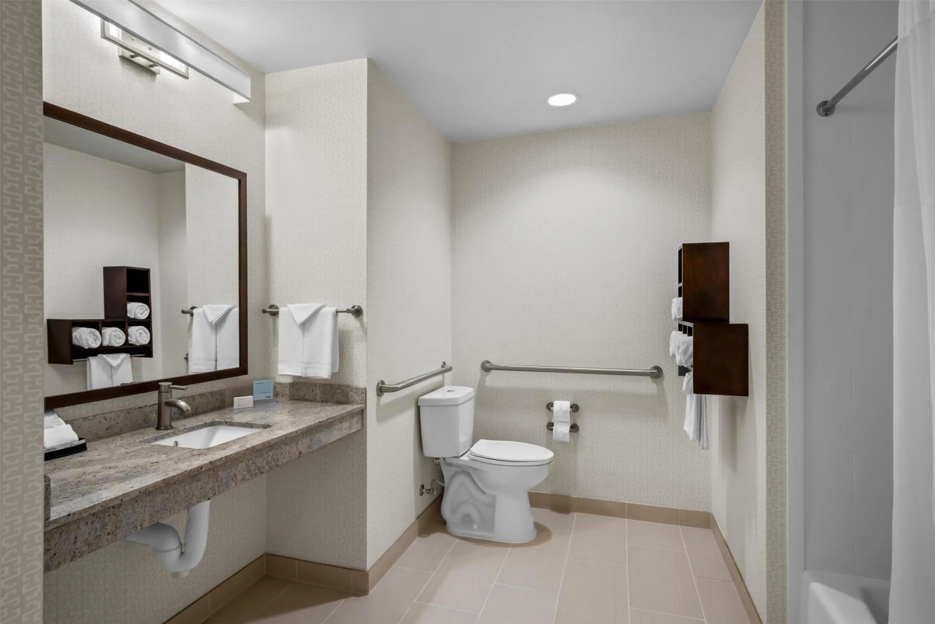 Bathroom in Hampton Inn and Suites Trophy Club - Fort Worth North
