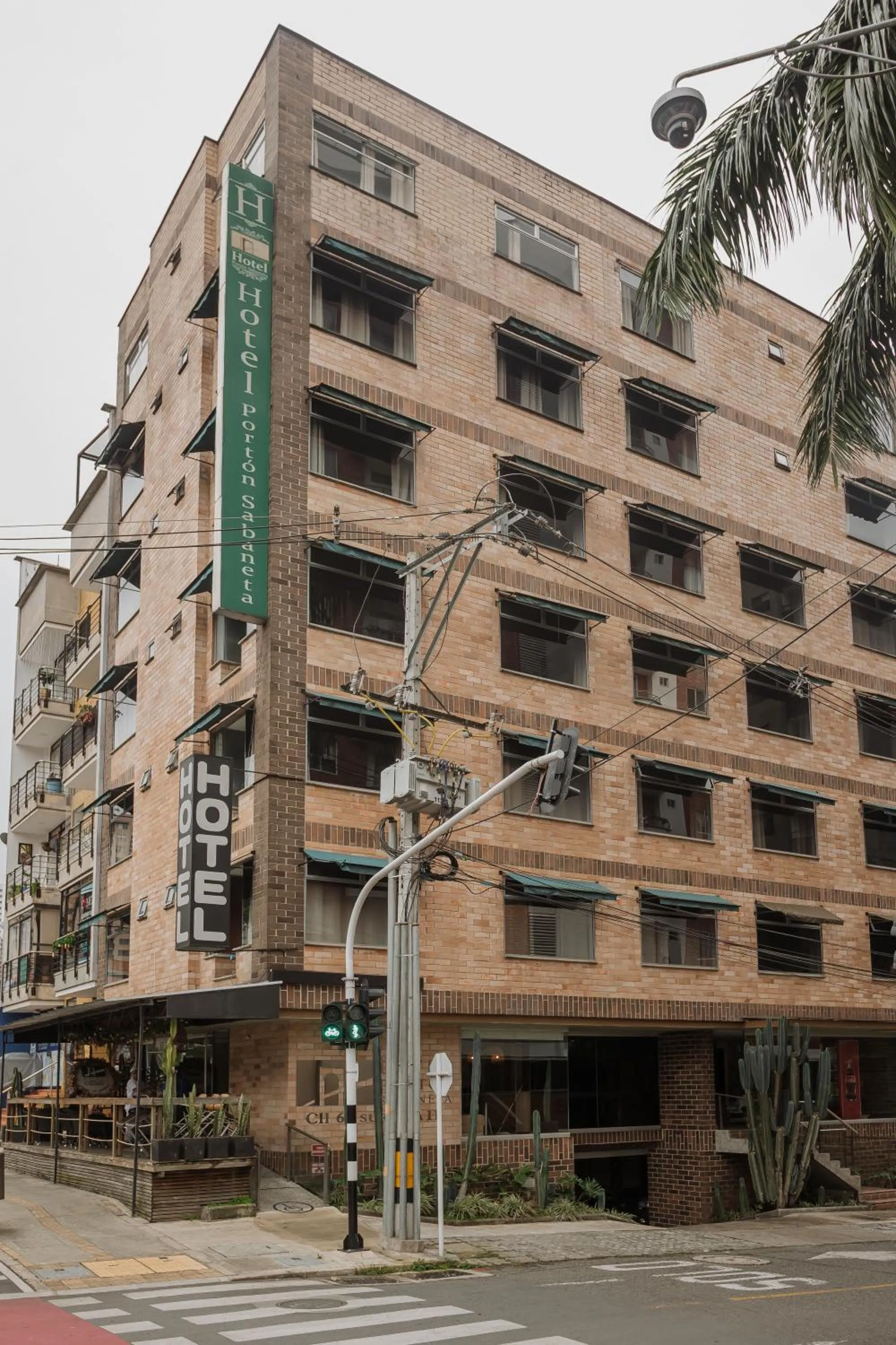 Property building in Hotel Portón Sabaneta