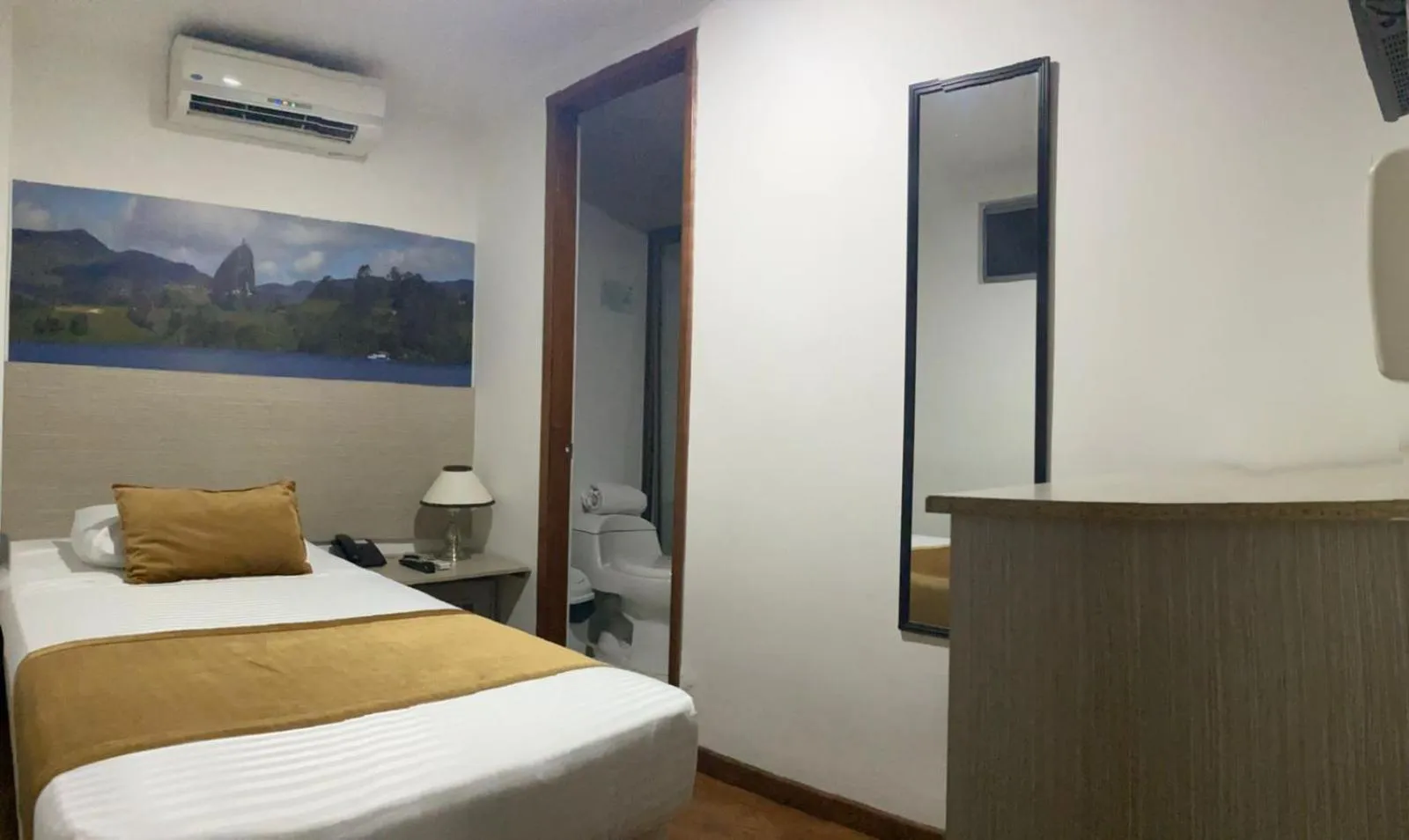 Bed in Hotel Portón Sabaneta