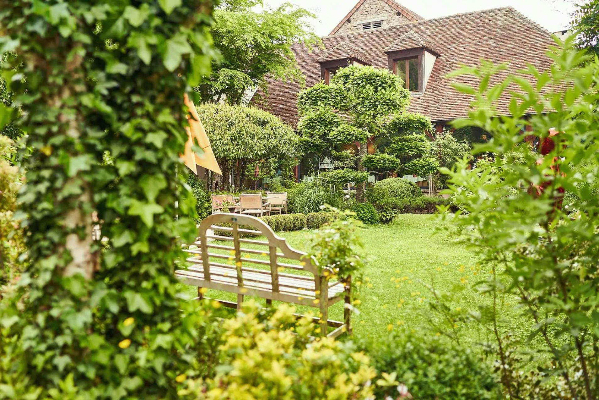 Garden in Relais Bernard Loiseau