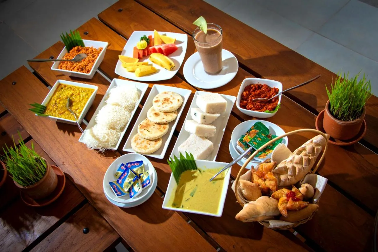 The Lake Forest Hotel