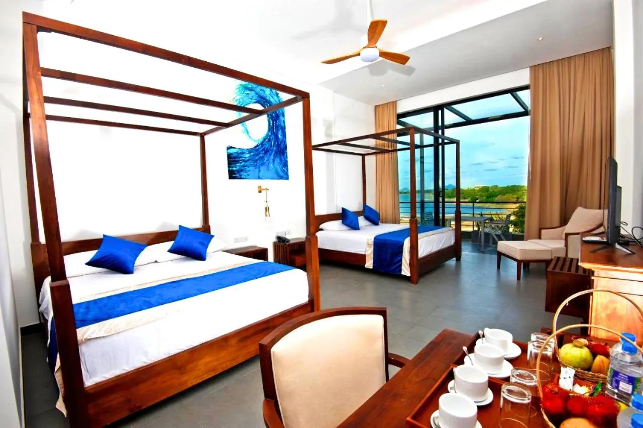 Bed in The Lake Forest Hotel