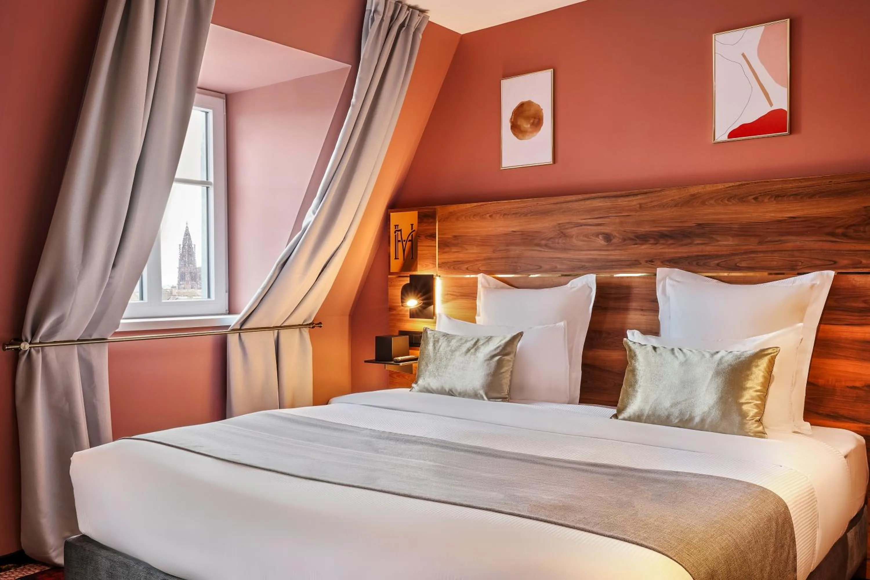 Bedroom, Bed in Hotel des Vosges BW Premier Collection