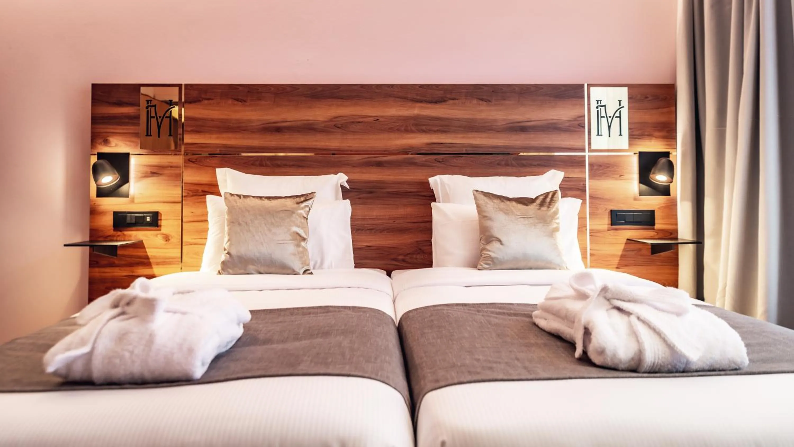 Bedroom, Bed in Hotel des Vosges BW Premier Collection