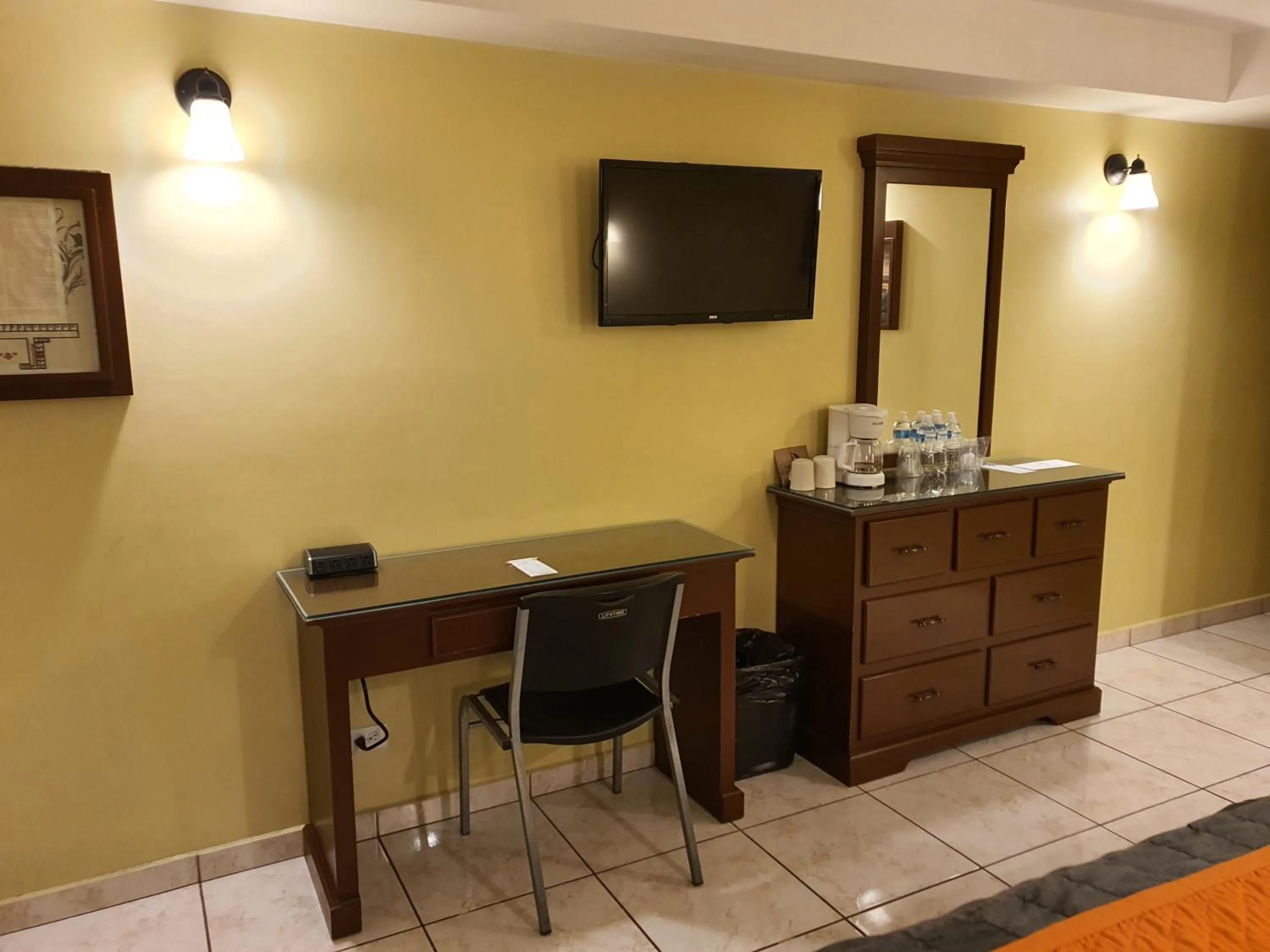 Coffee/tea facilities in Hotel Marques de Cima