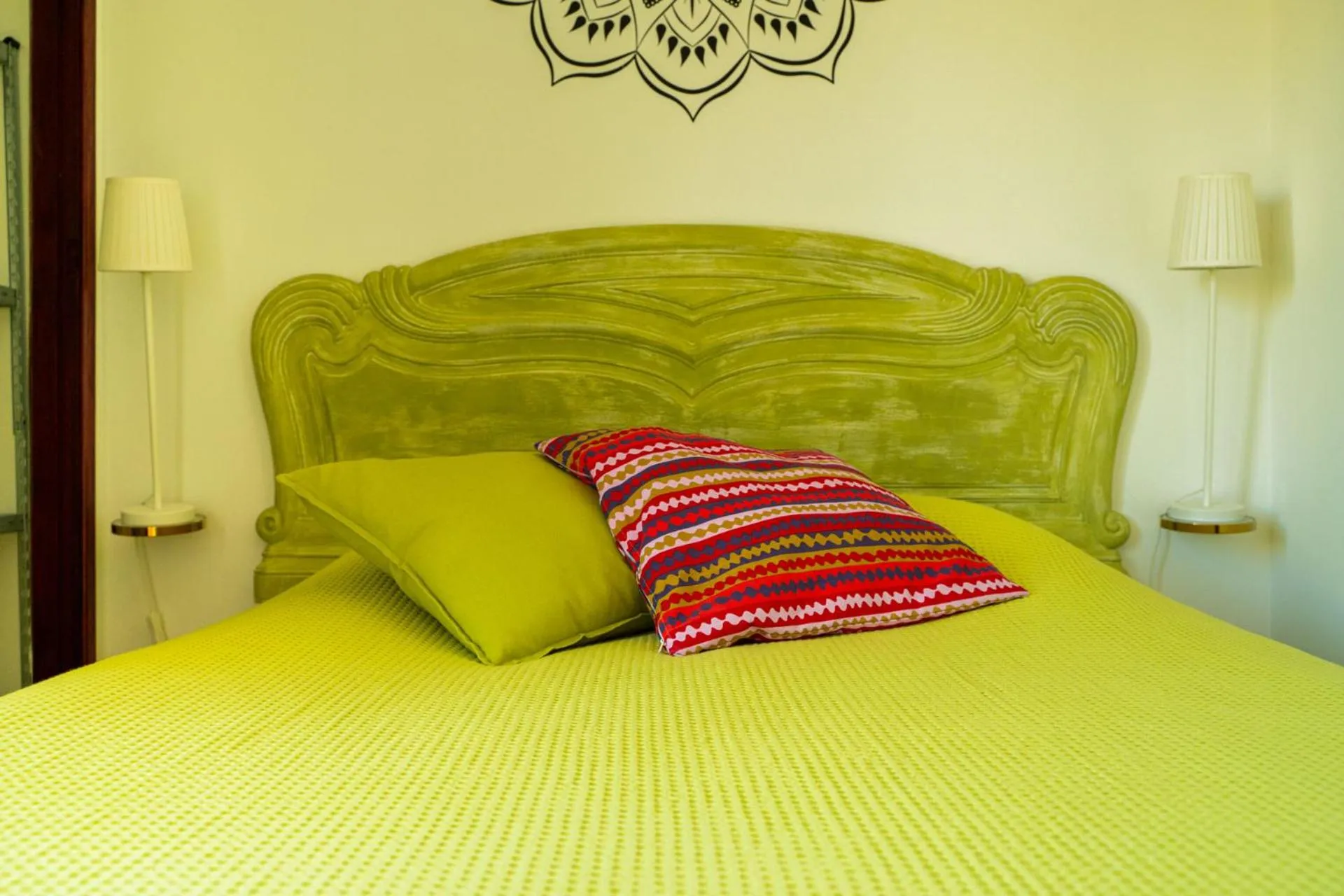 Bed in Paz & Amor Guest House - Peace & Love