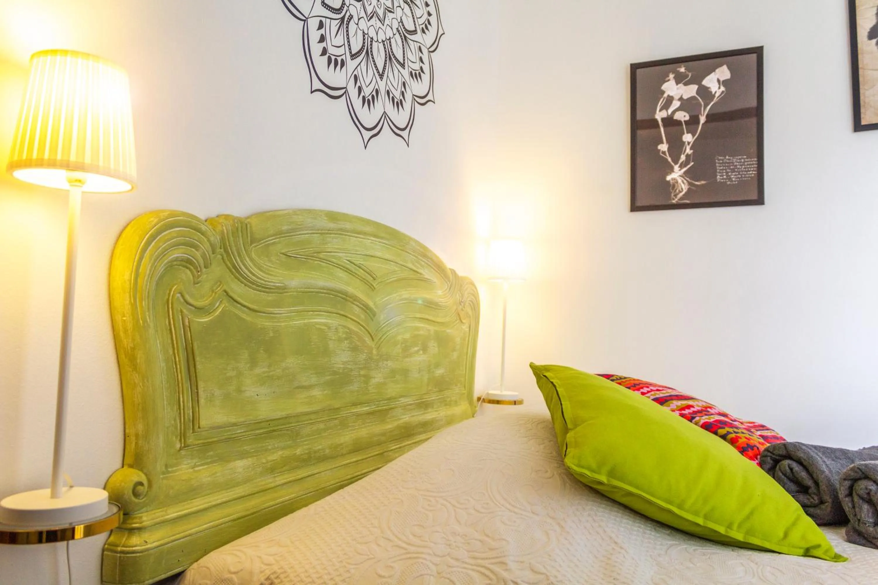 Bed in Paz & Amor Guest House - Peace & Love