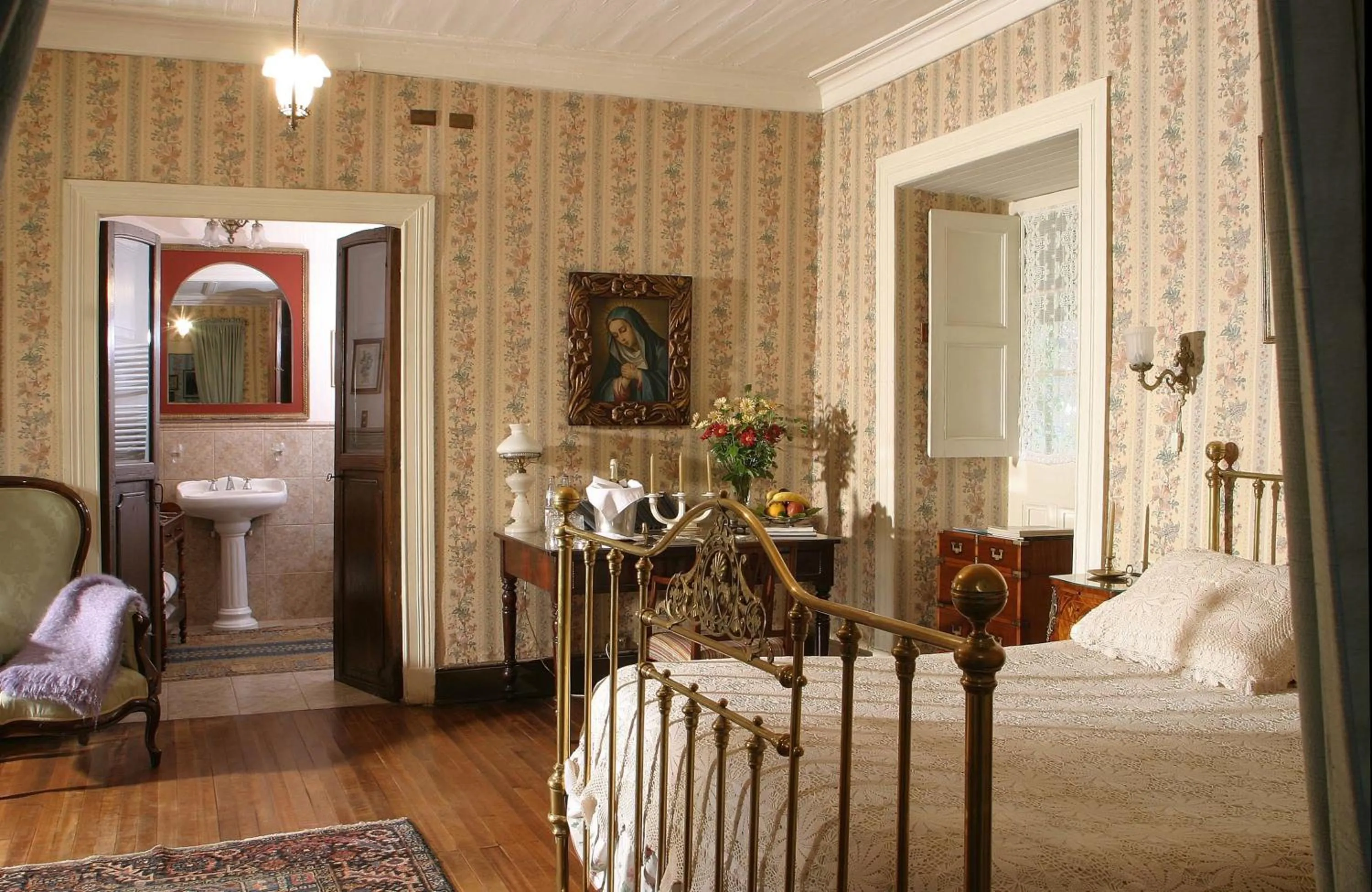 Photo of the whole room in Hacienda los Lingues Chile Valle de Colchagua