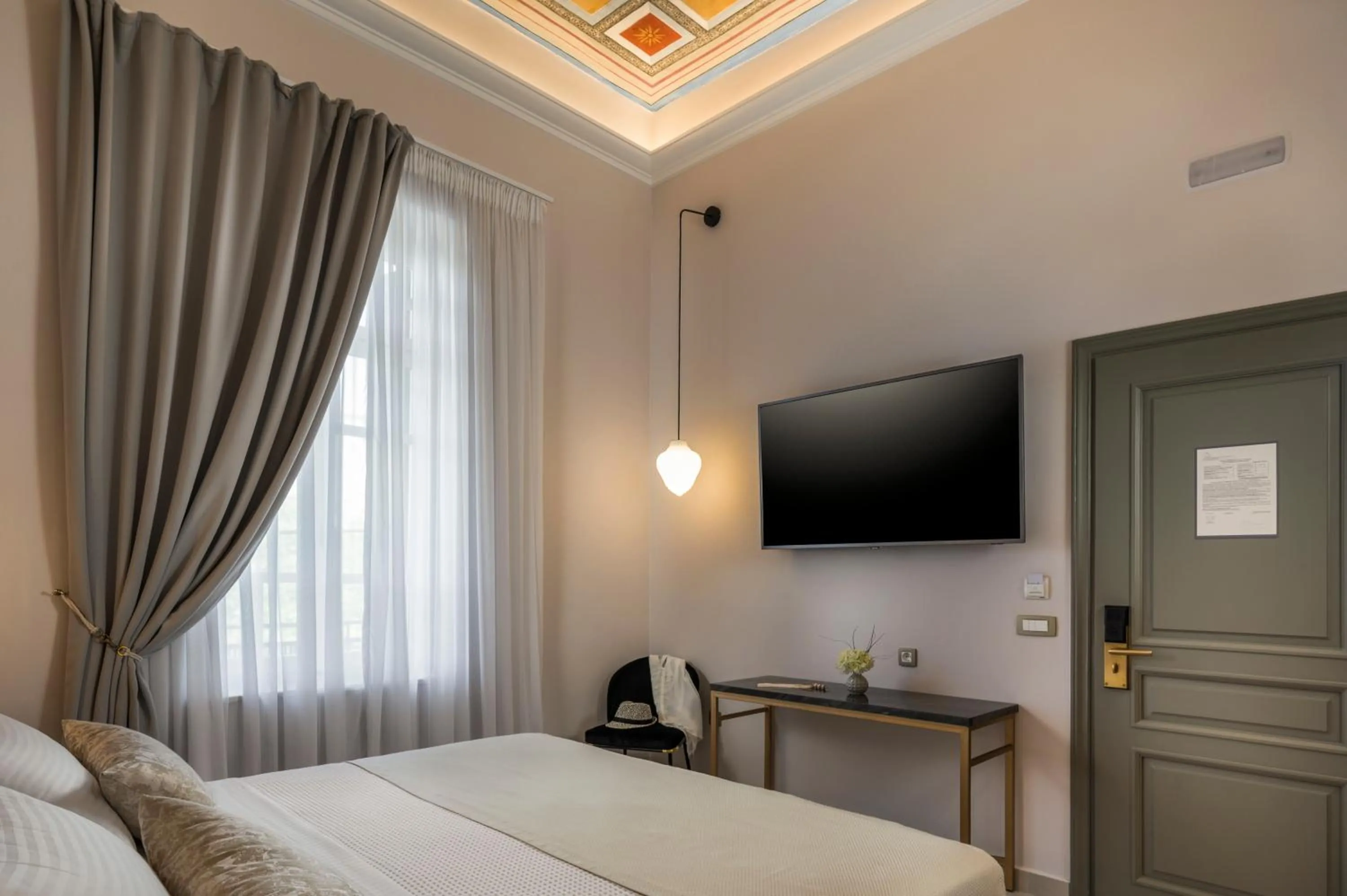 Bed in Plaza 1866 Superior City Rooms