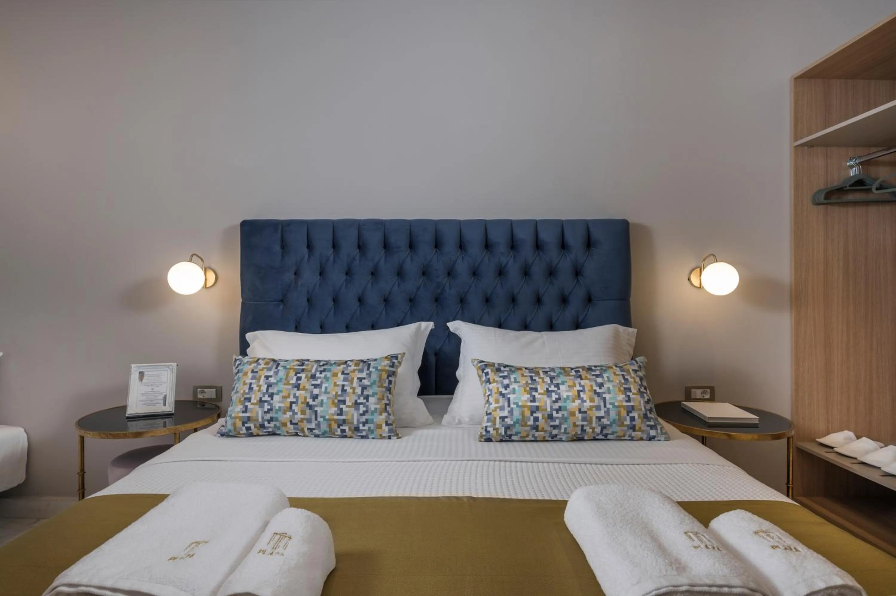 Bed in Plaza 1866 Superior City Rooms