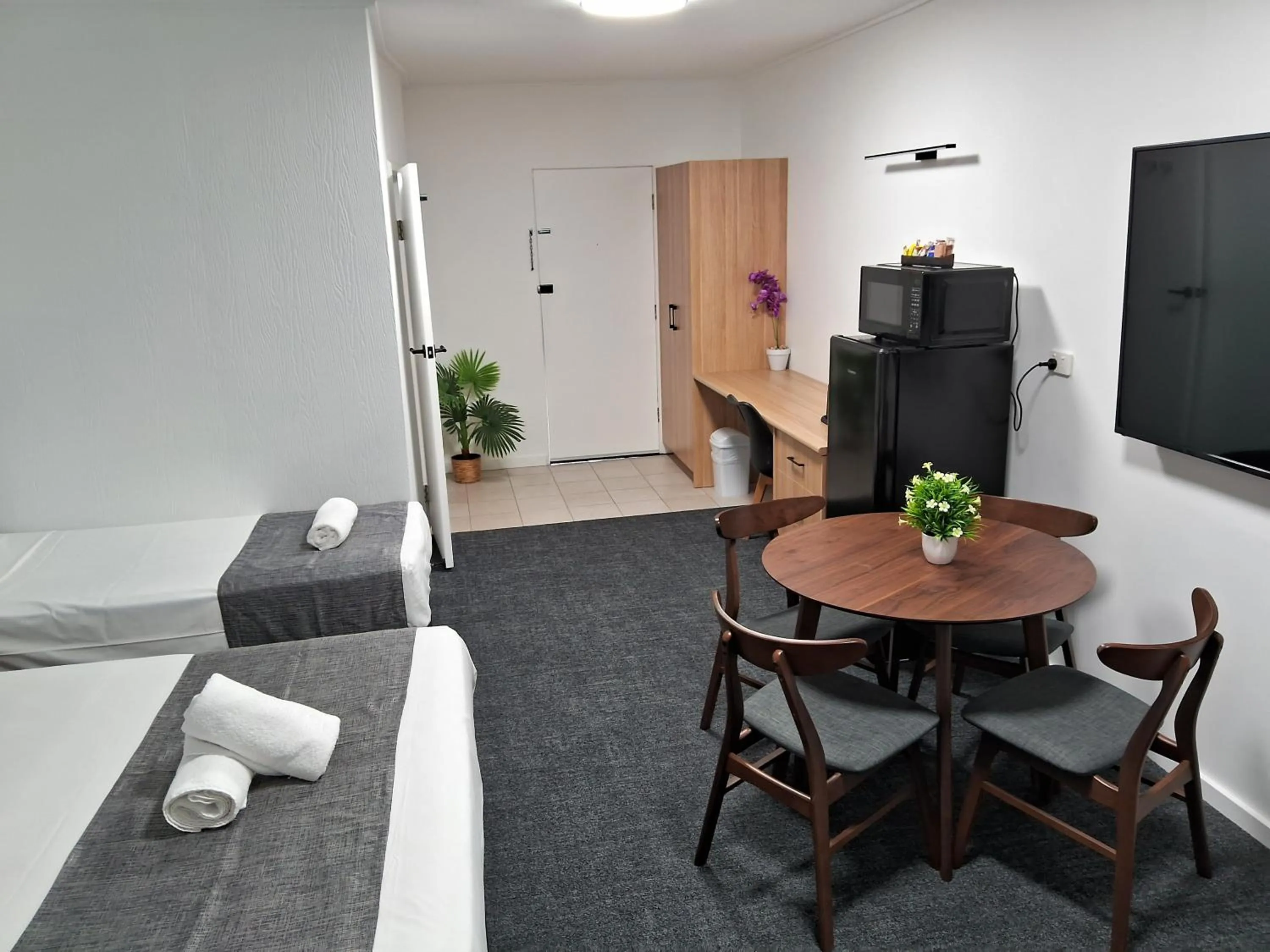 Dining area in Mid City Motor Inn