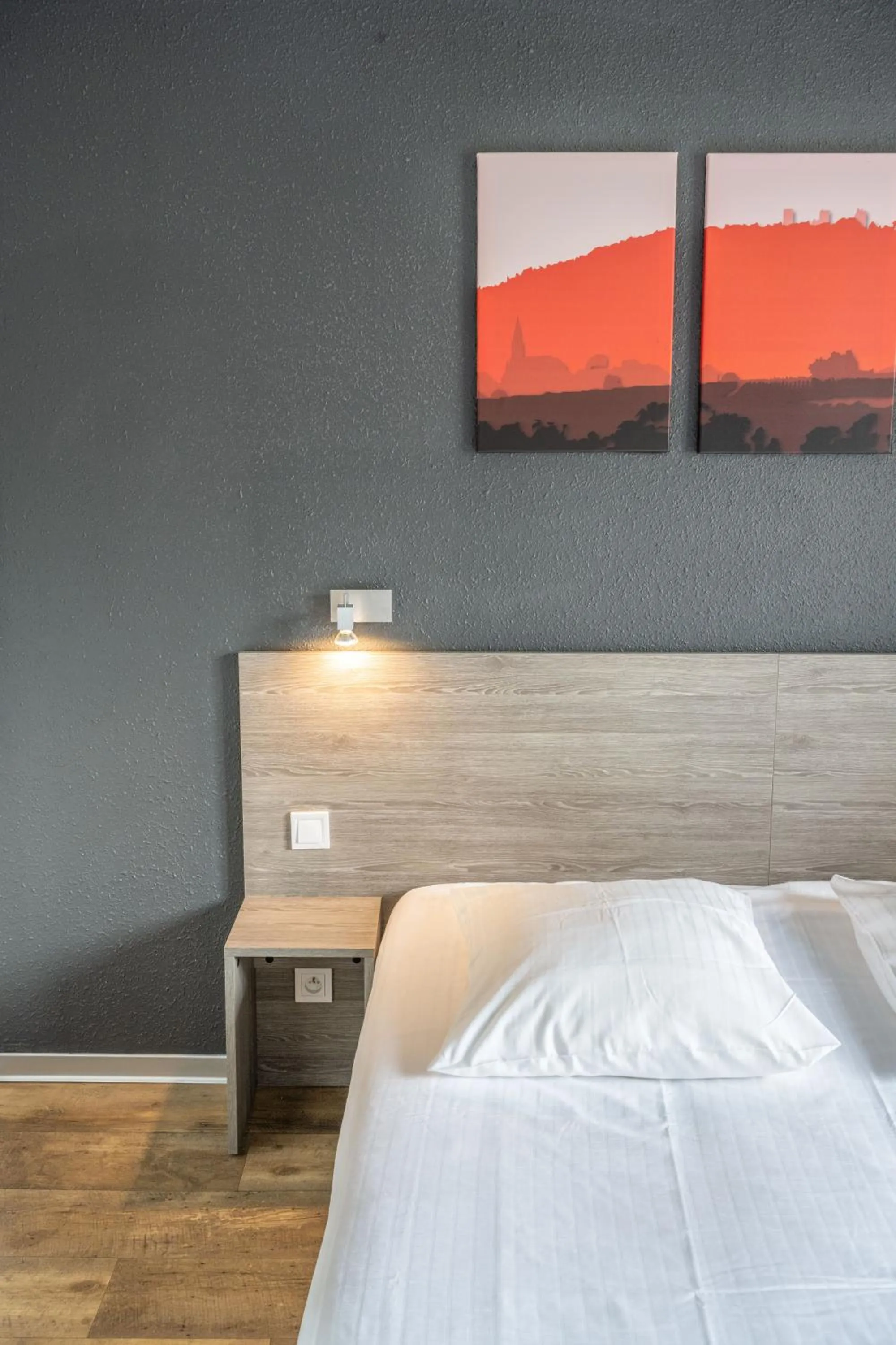 Bed in Hotel Colmar Vignes Eguisheim