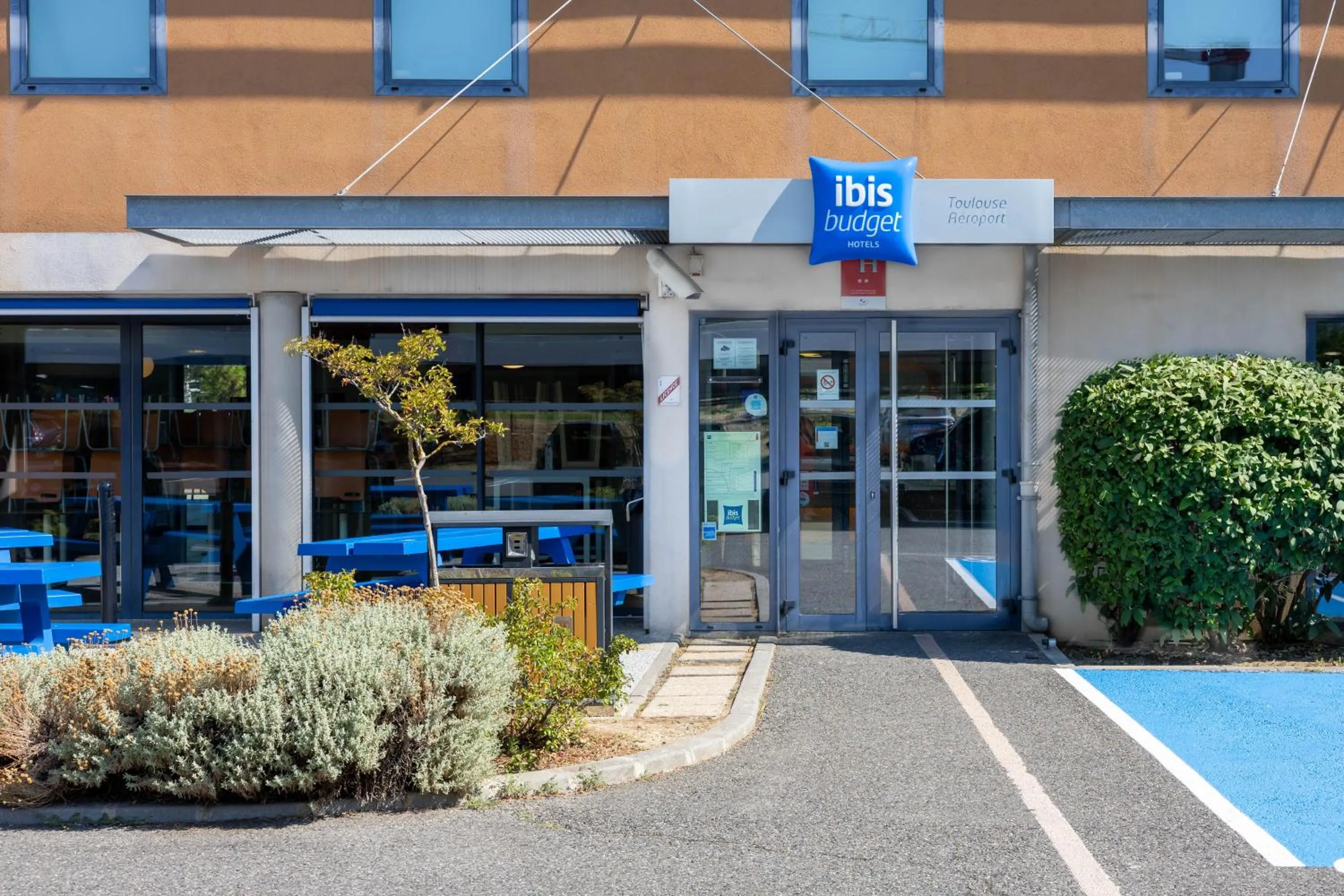 Property building in ibis budget Toulouse Aeroport