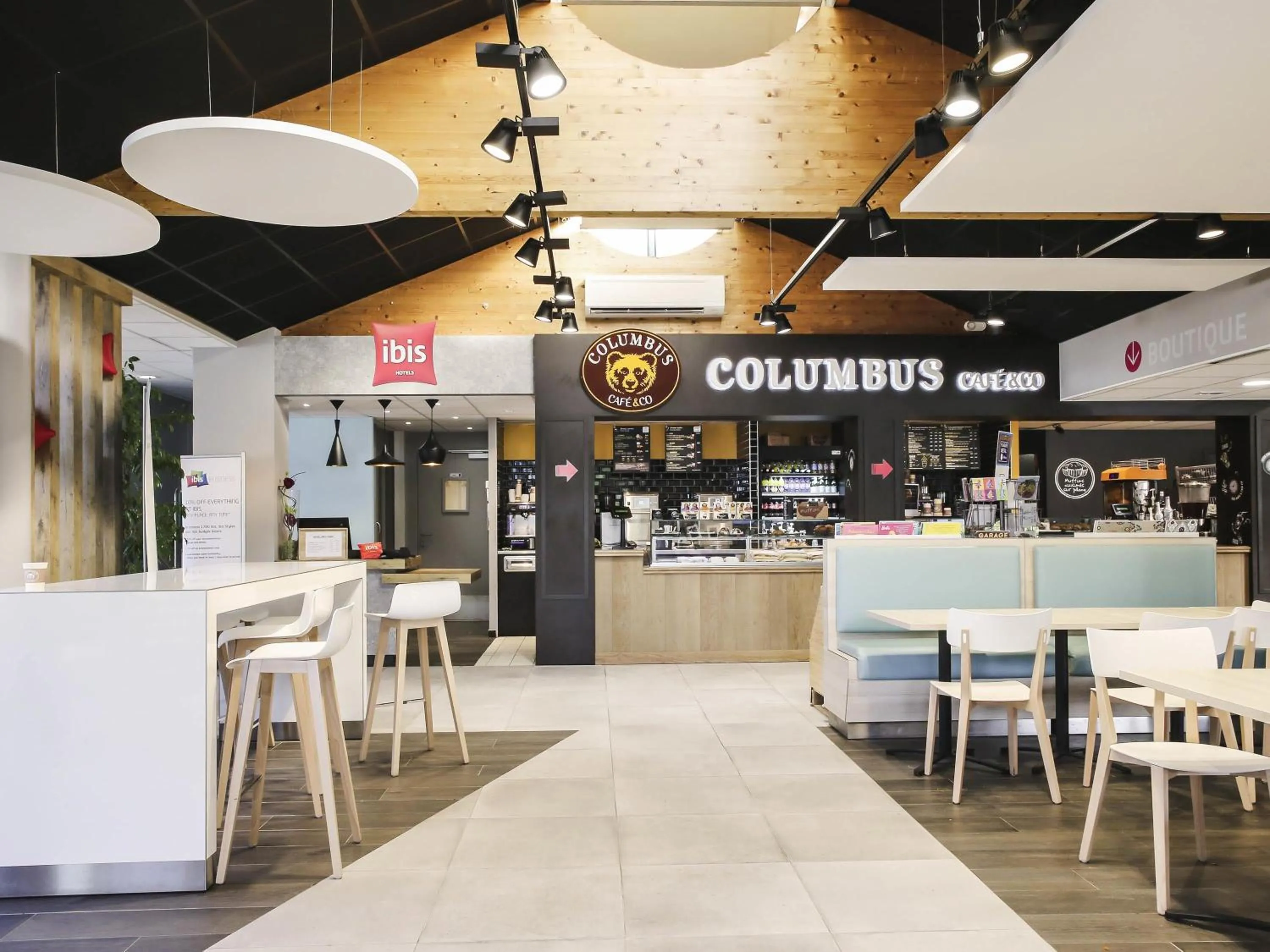 Restaurant/places to eat in ibis Bourg Jasseron/Teyssonge