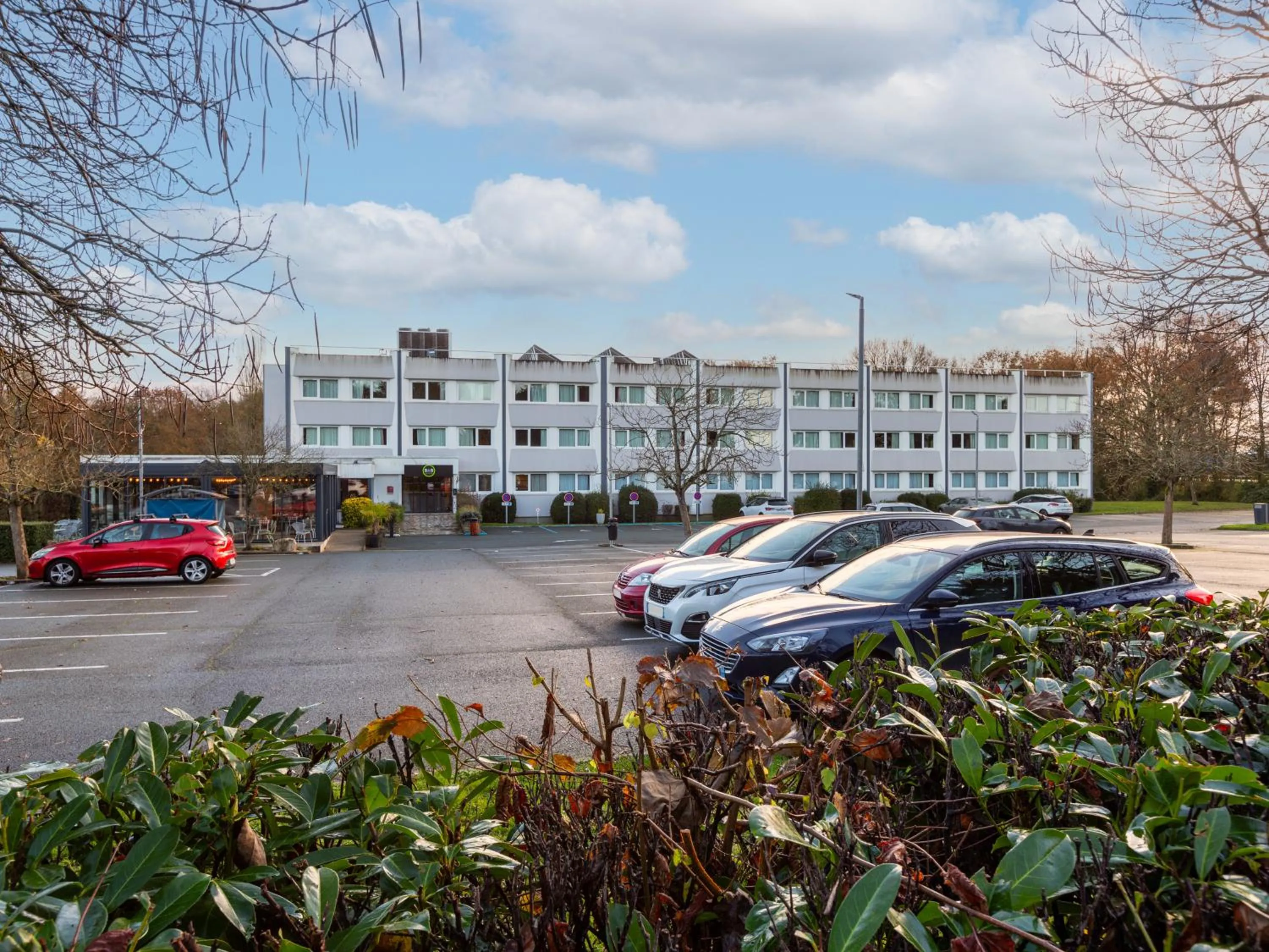 Property building in B&B HOTEL Orléans Nord Saran