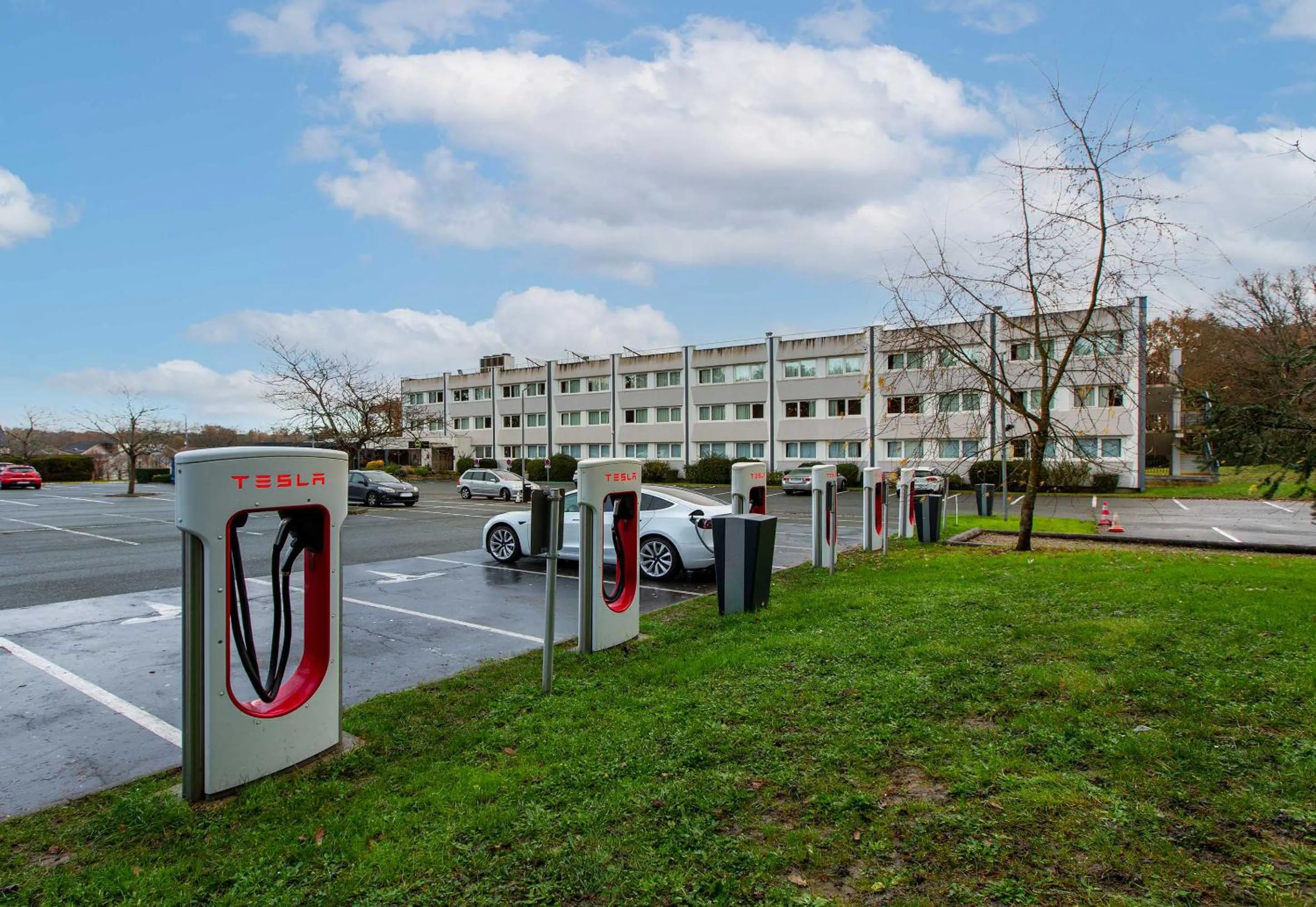 Parking in B&B HOTEL Orléans Nord Saran