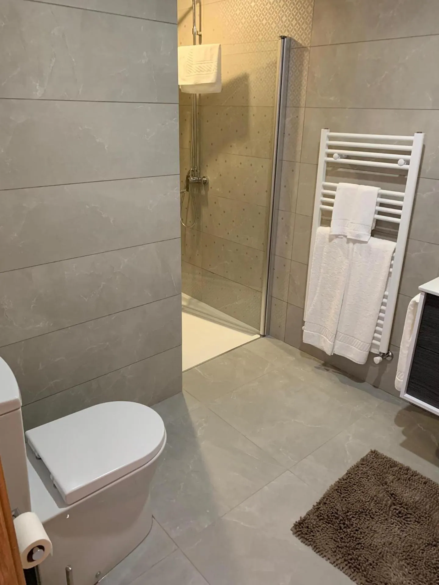 Shower in Casa do Ribeiro Frio