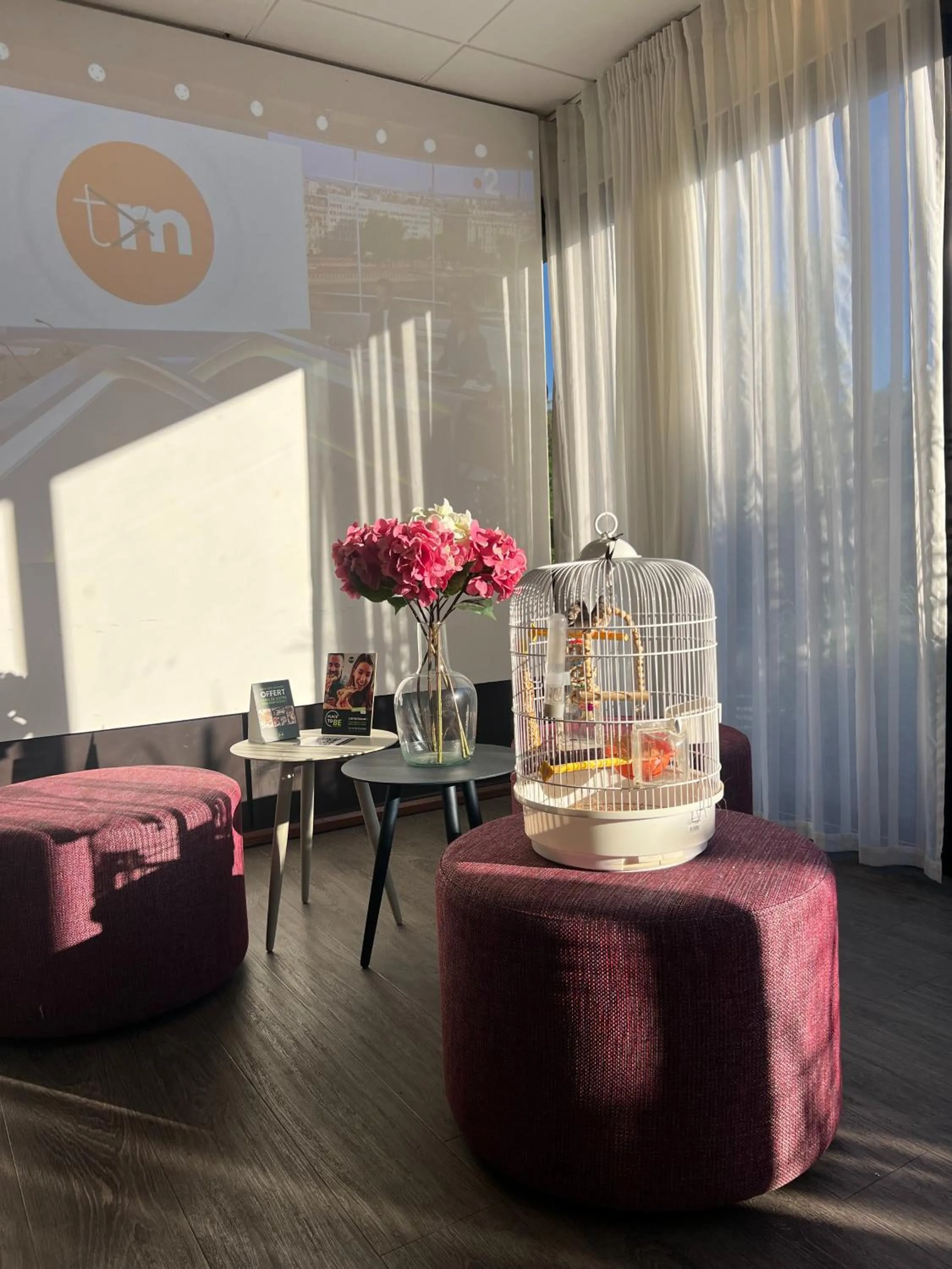 Communal lounge/ TV room in B&B HOTEL Toulouse Université 3 étoiles