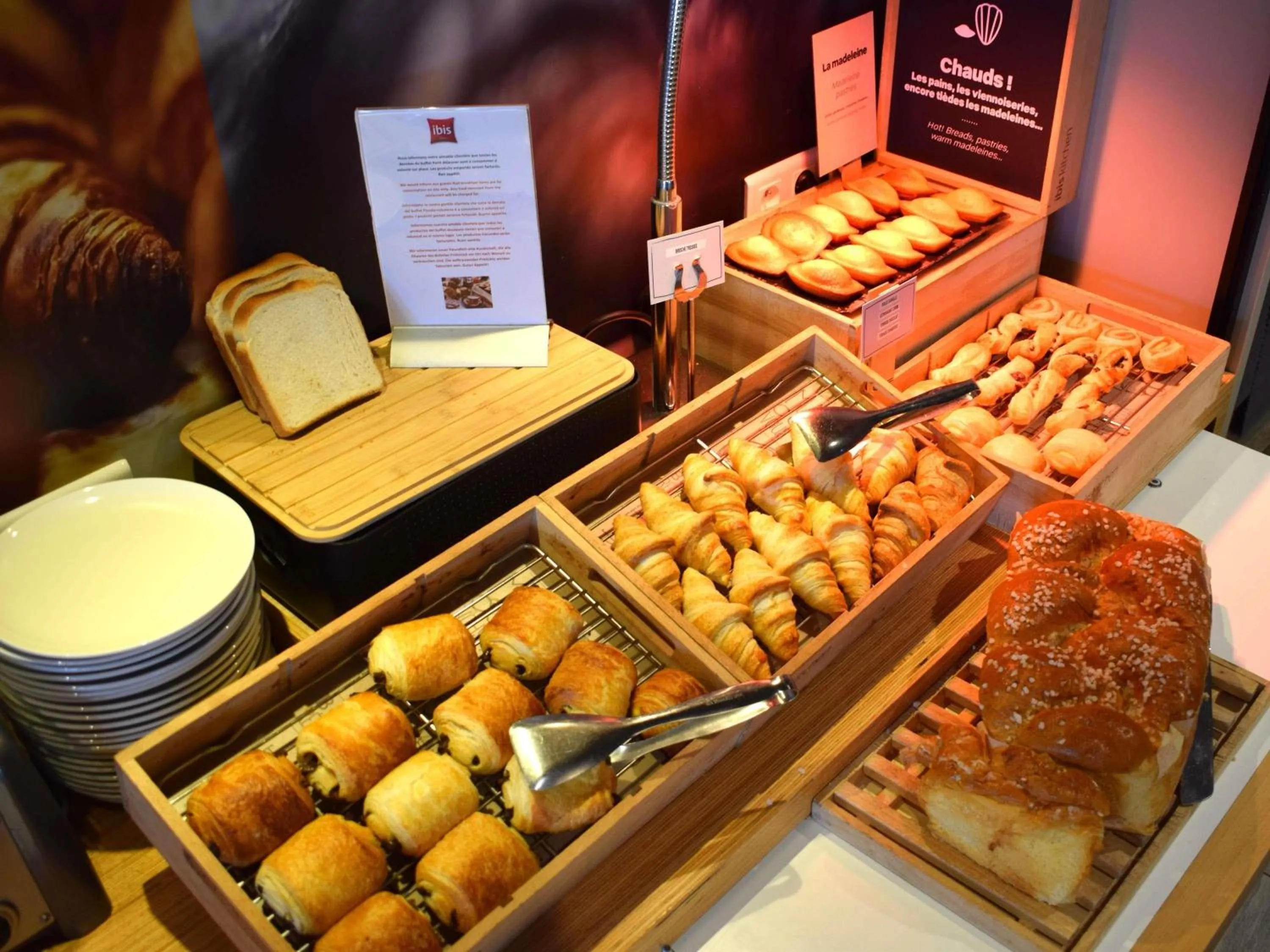 Breakfast in ibis Tours Nord