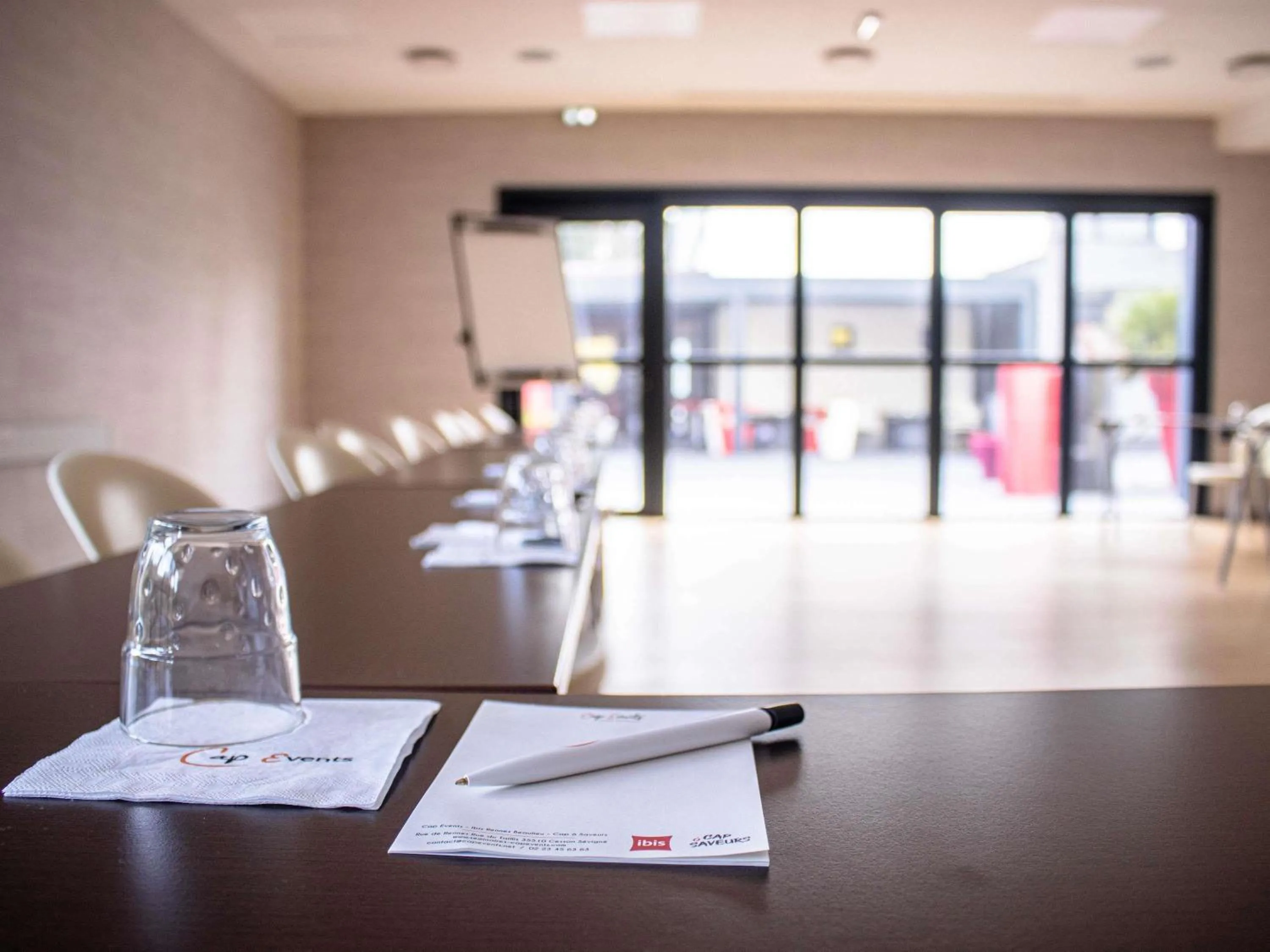 Meeting/conference room in ibis Rennes Beaulieu