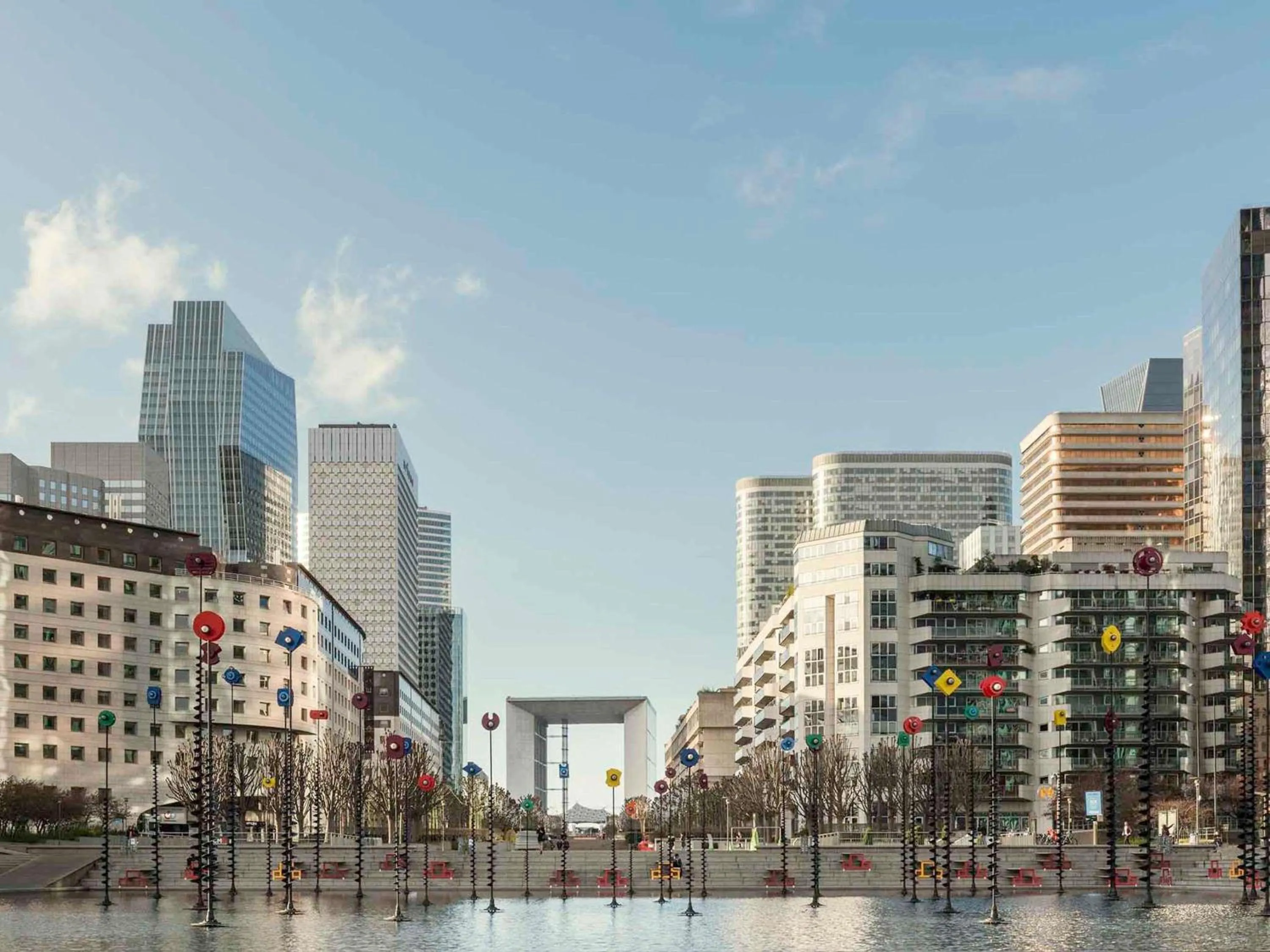 Property building in ibis Paris la Défense Esplanade