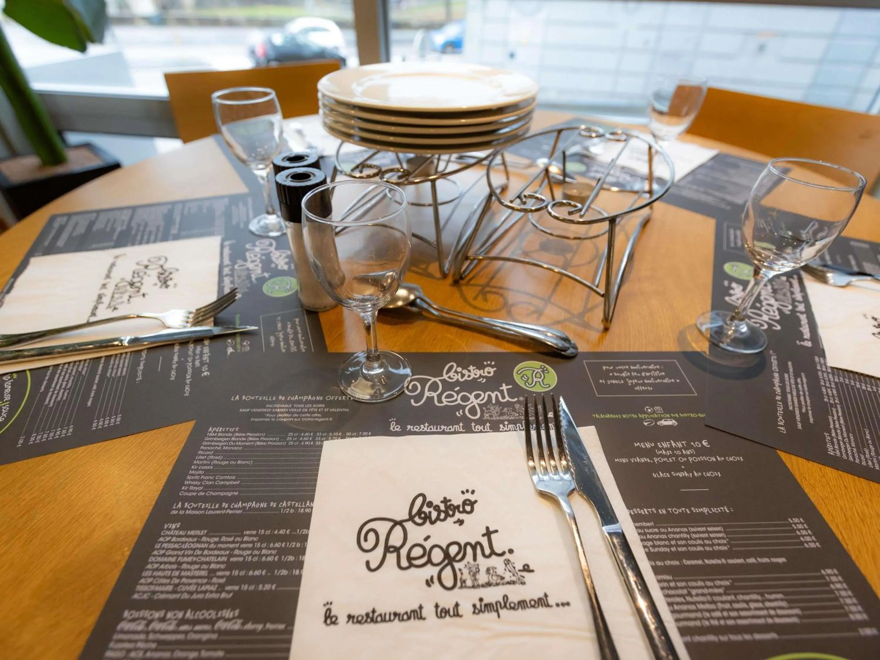 Restaurant/places to eat in ibis Besançon Centre la City