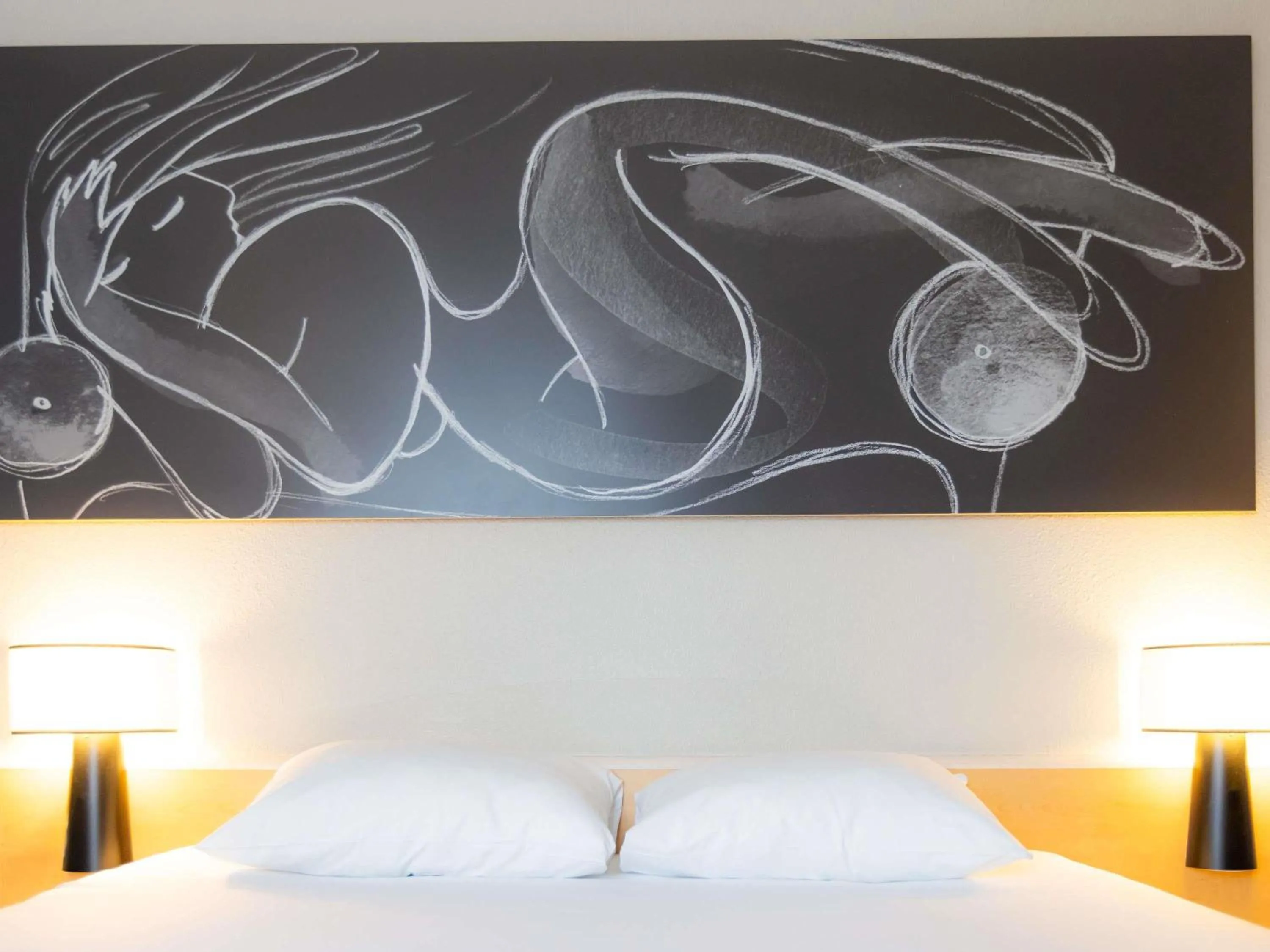 Bedroom, Bed in ibis Besançon Centre la City