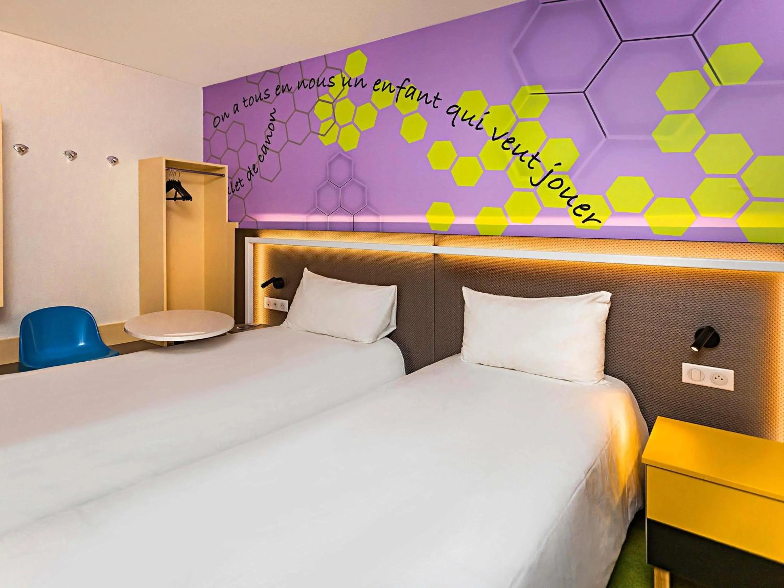 Bedroom, Bed in ibis Styles Strasbourg Stade de la Meinau