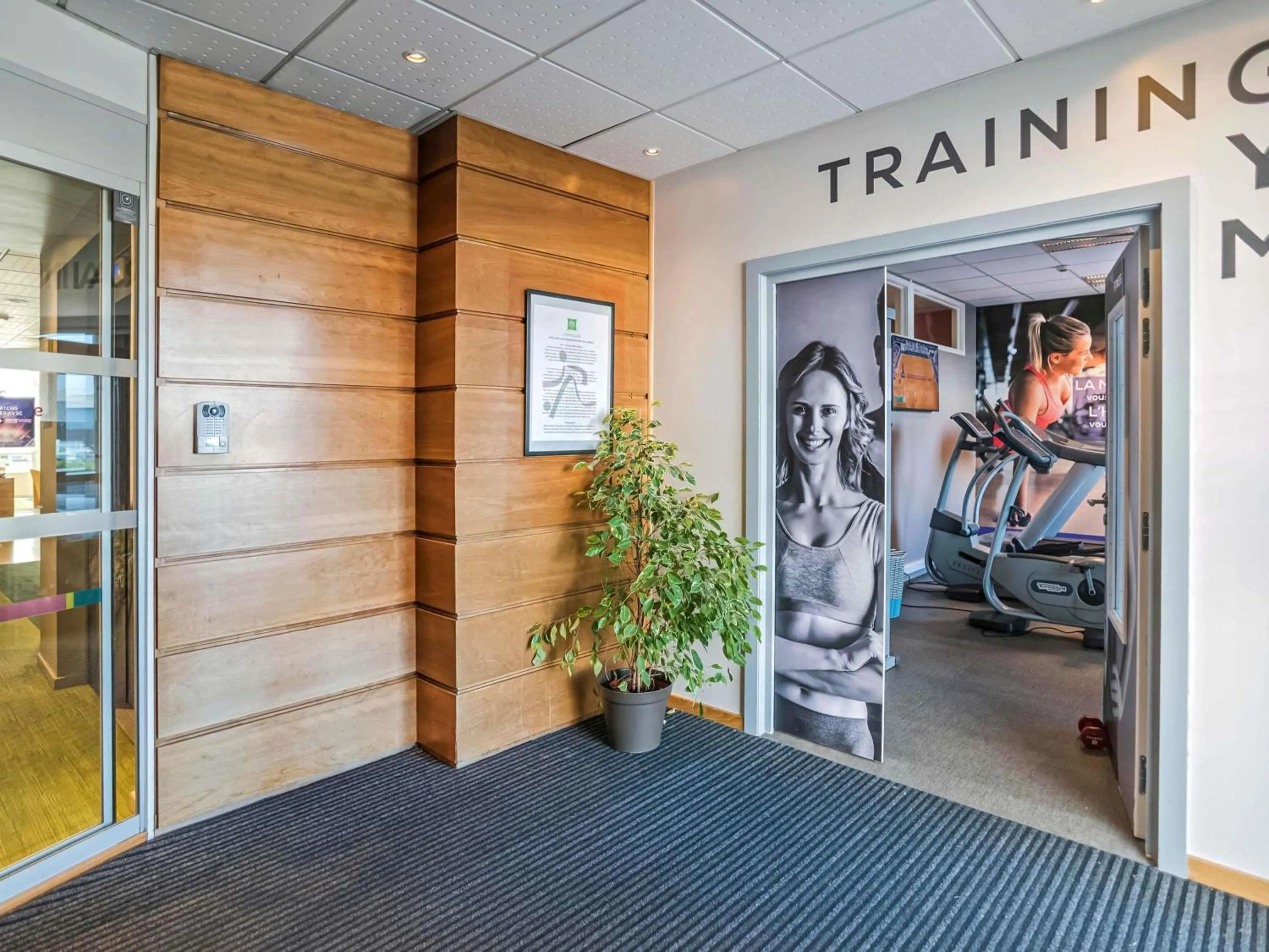 Fitness centre/facilities in ibis Styles Strasbourg Stade de la Meinau