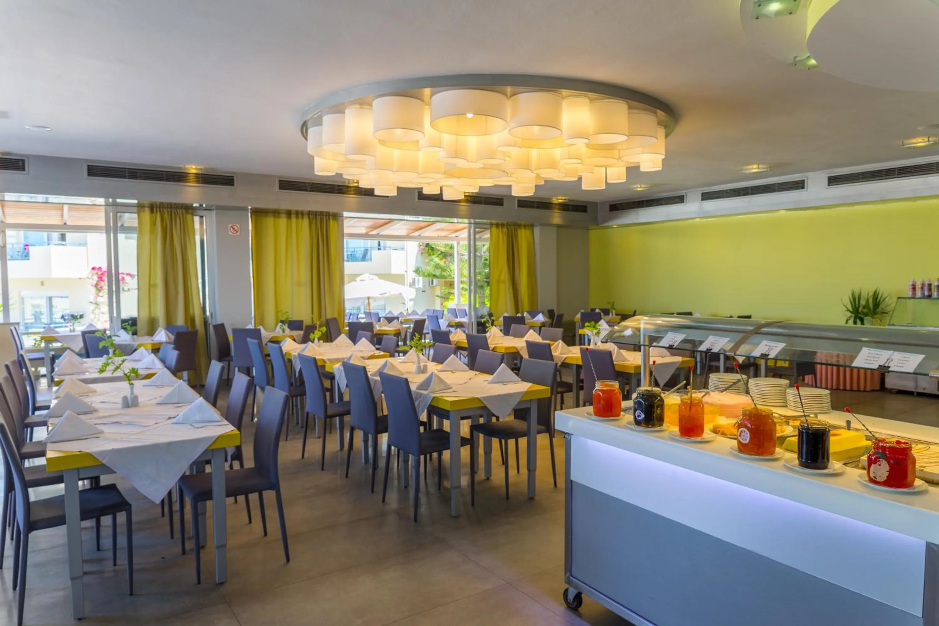 Restaurant/places to eat in Rethymno Mare & Water Park