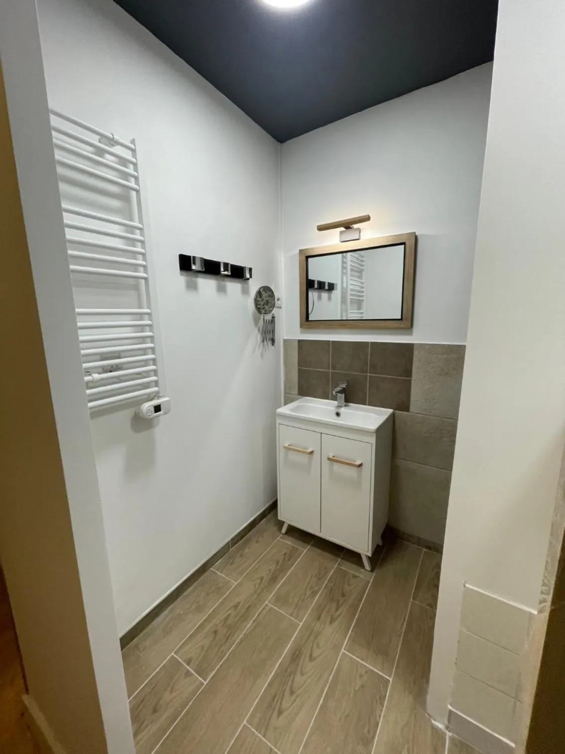 Bathroom in Hôtel Le Bayeux