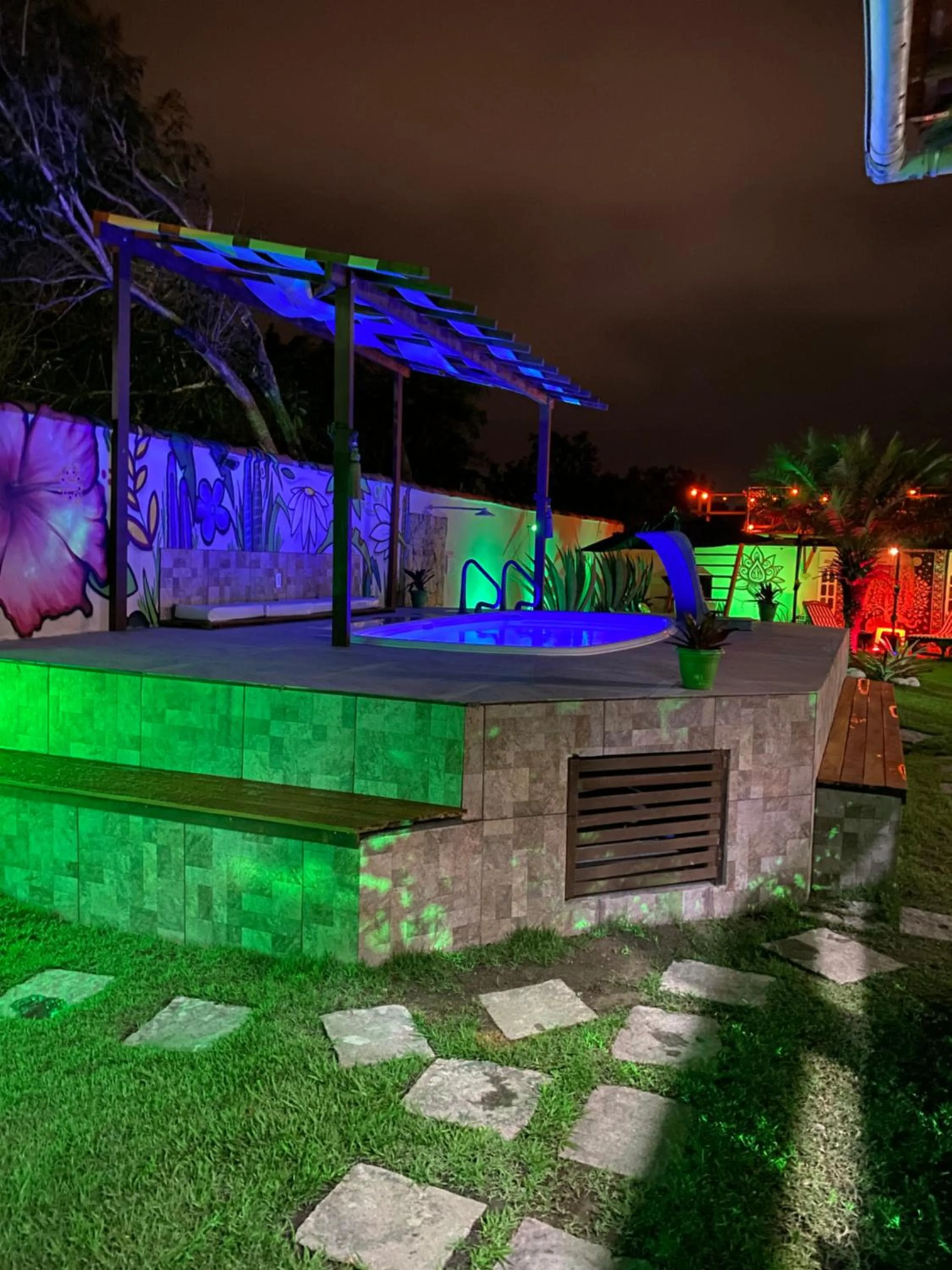 Hot Tub in HTL PERSONALIZADA BUZIOS