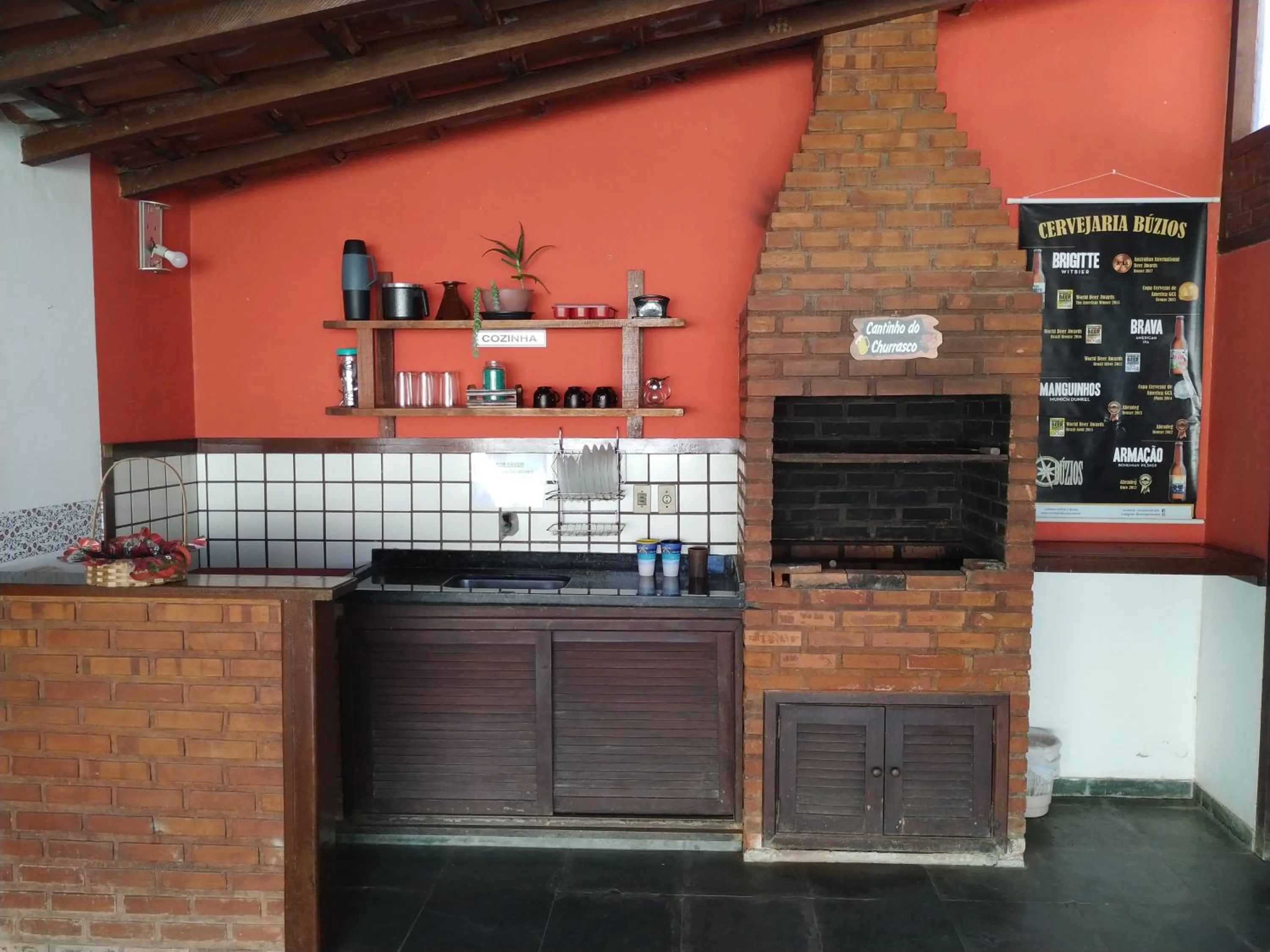 Communal kitchen in HTL PERSONALIZADA BUZIOS