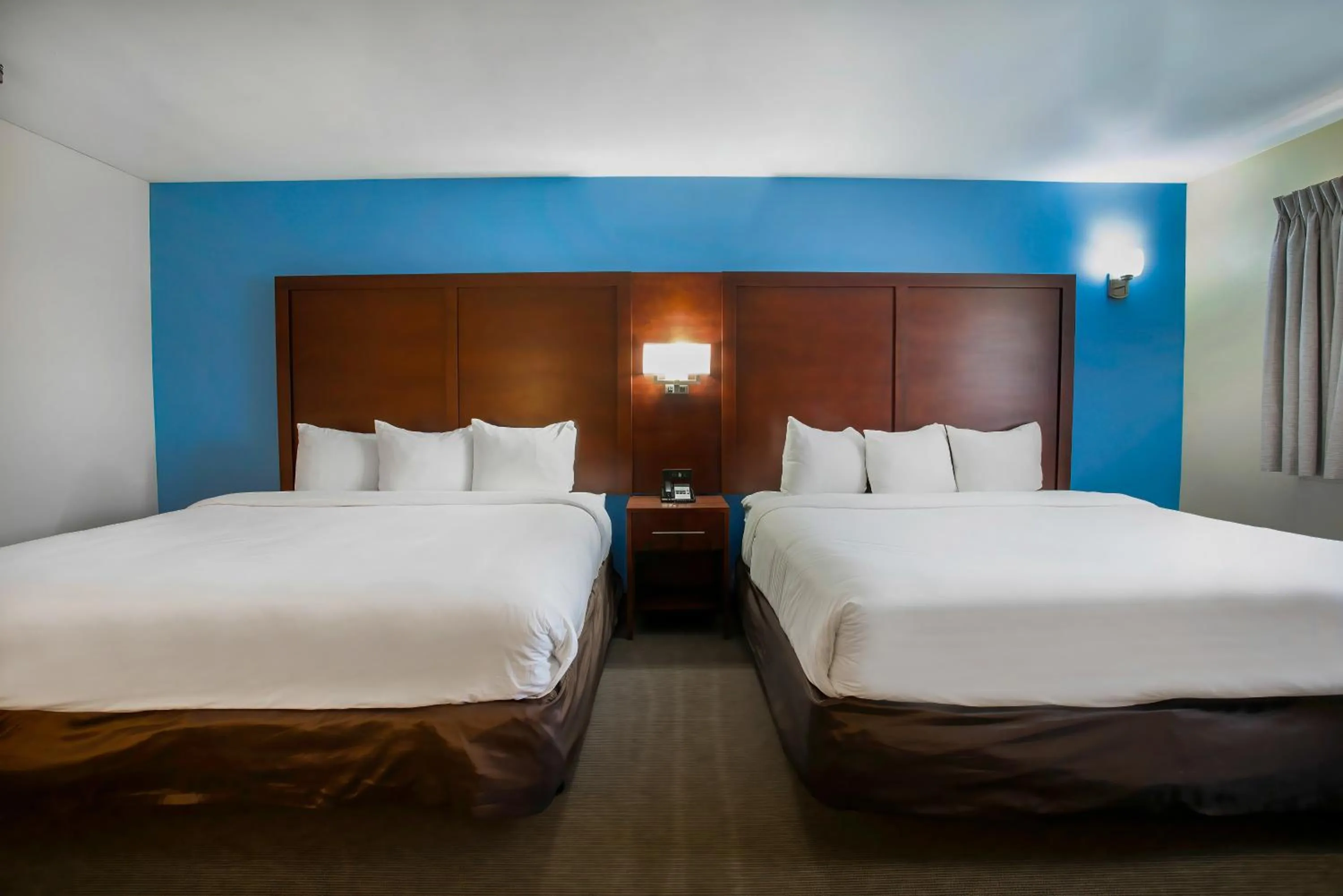 Bedroom in Studio 6 Suites Willcox AZ