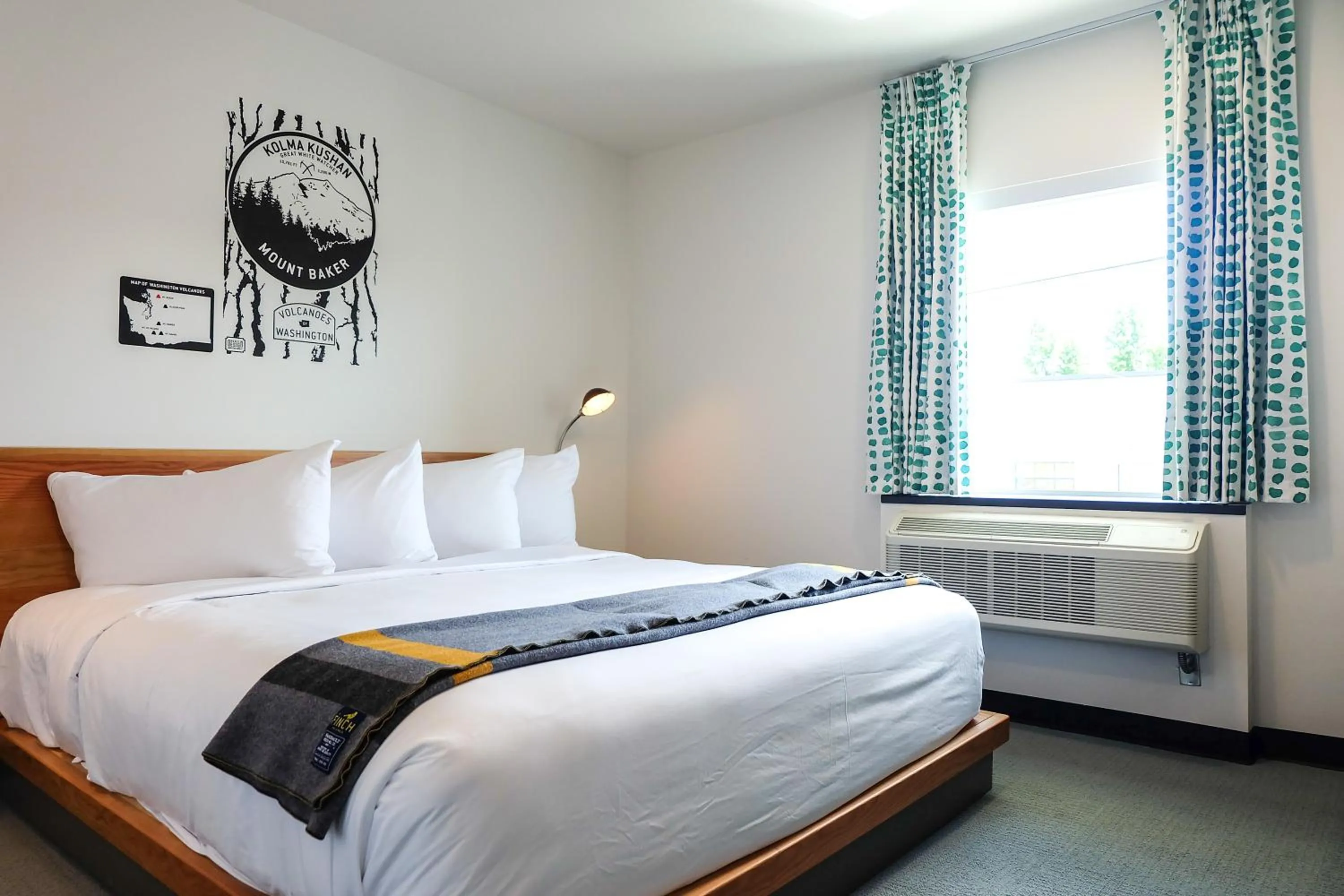 Bedroom, Bed in The FINCH