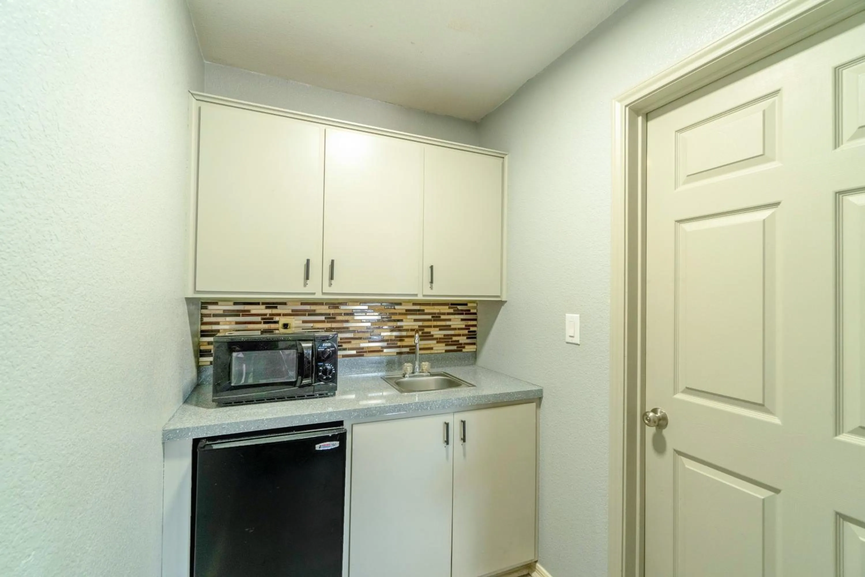 Bedroom in High Five Inn By OYO Killeen